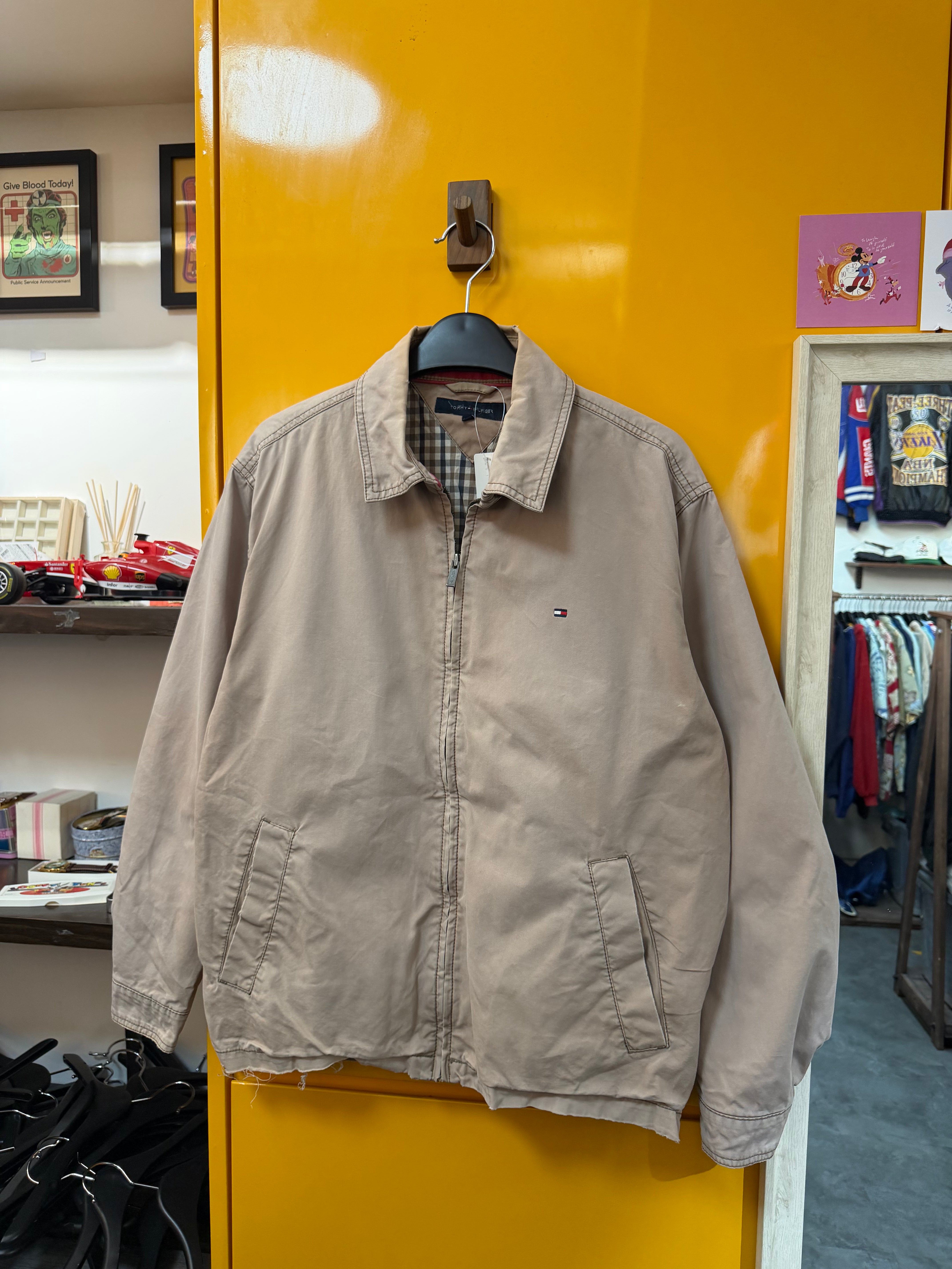 TOMMY HILFIGER JACKET - M-L