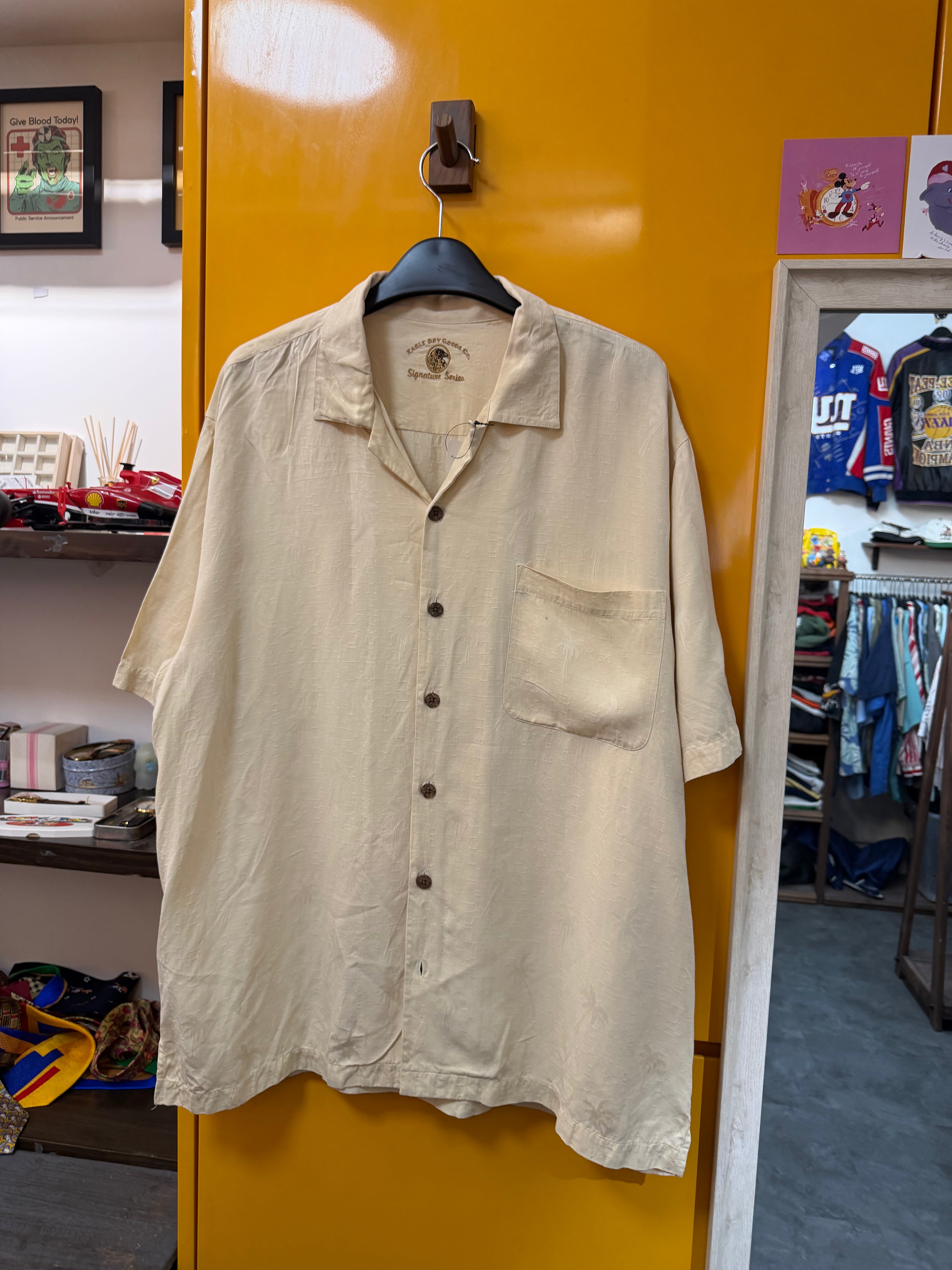 TOMMY BAHAMA SHIRT - XL