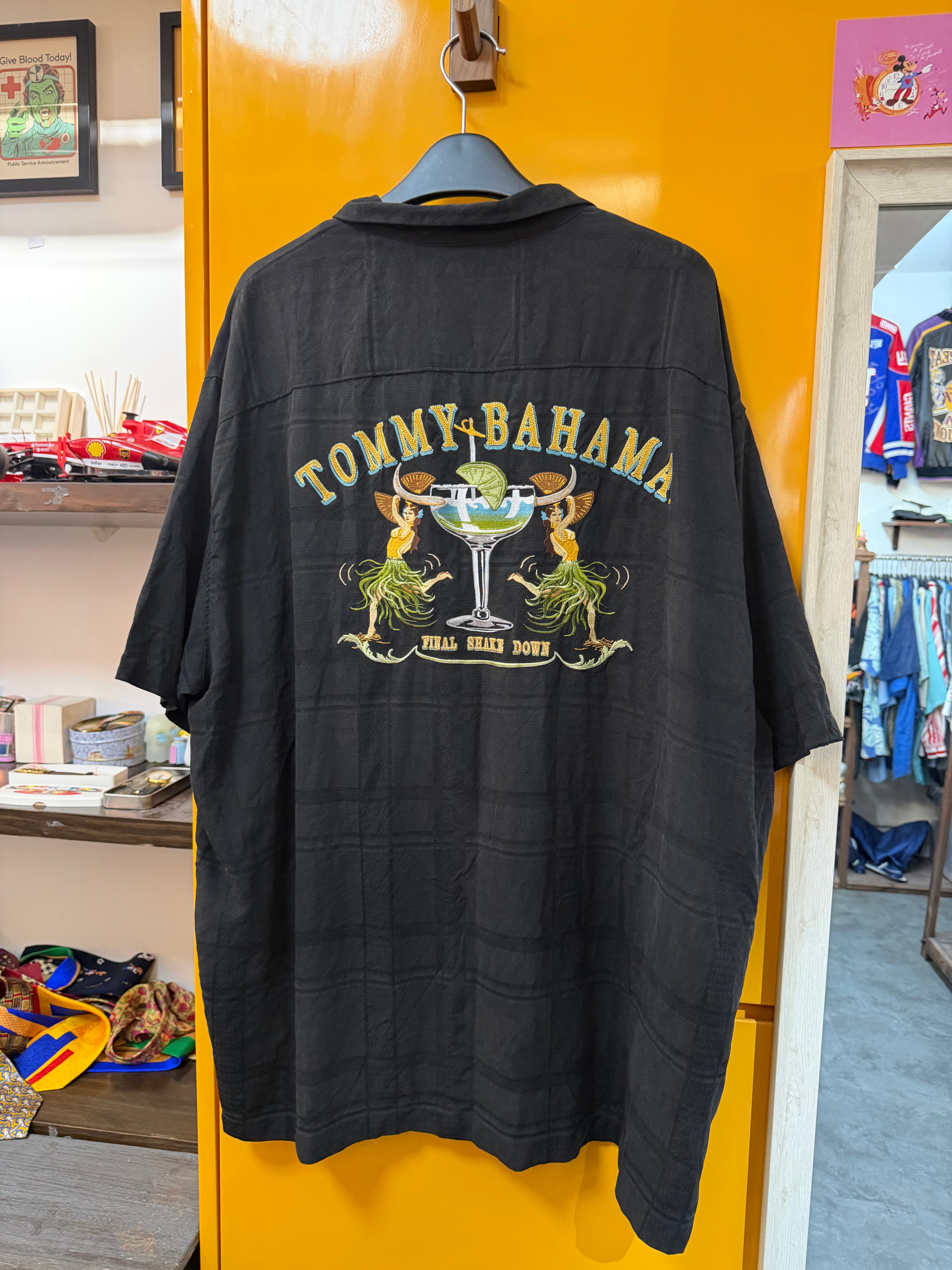 TOMMY BAHAMA SHIRT - 2XL