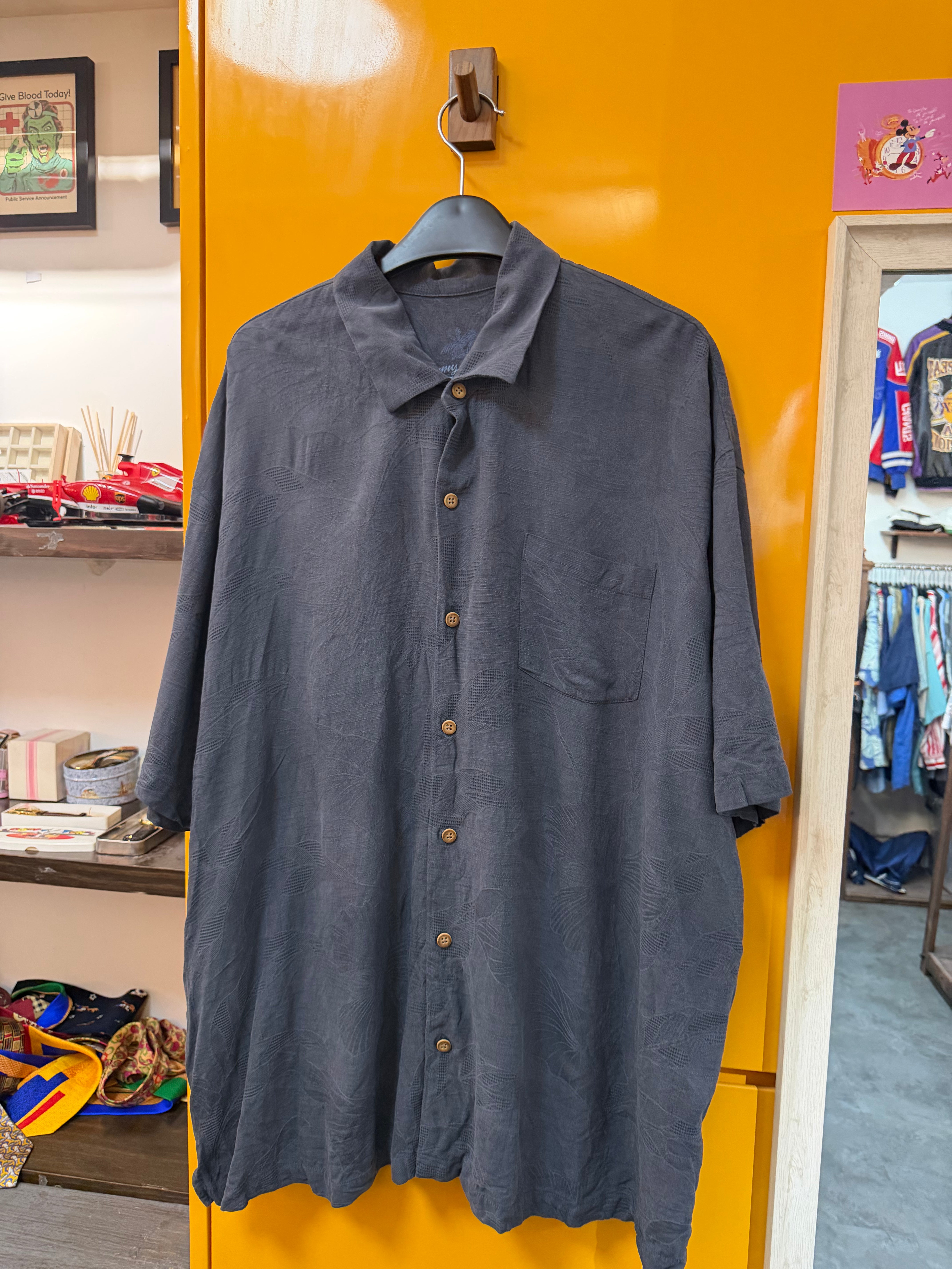 TOMMY BAHAMA SHIRT - 2XL