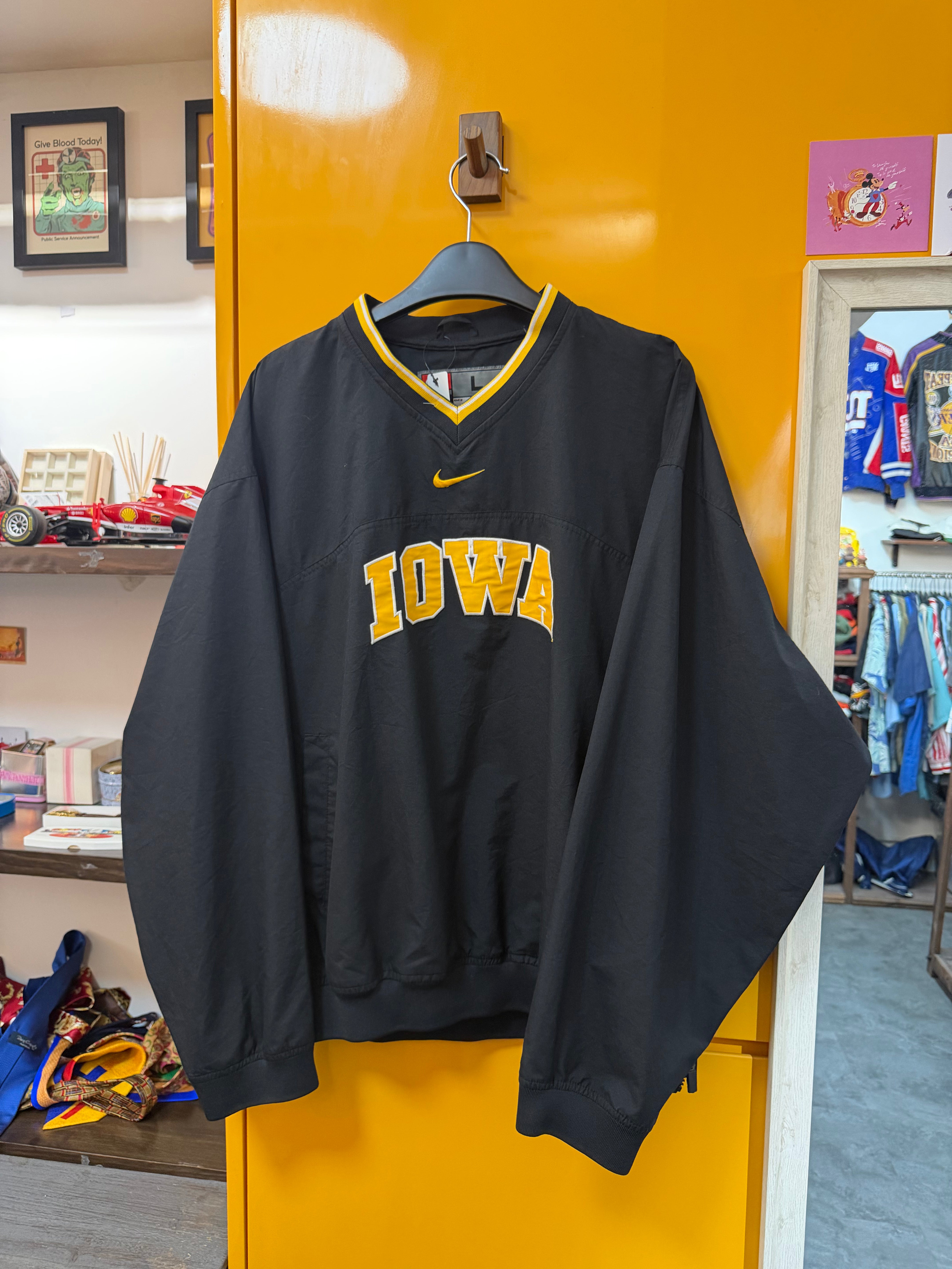 NIKE PULLOVER - L