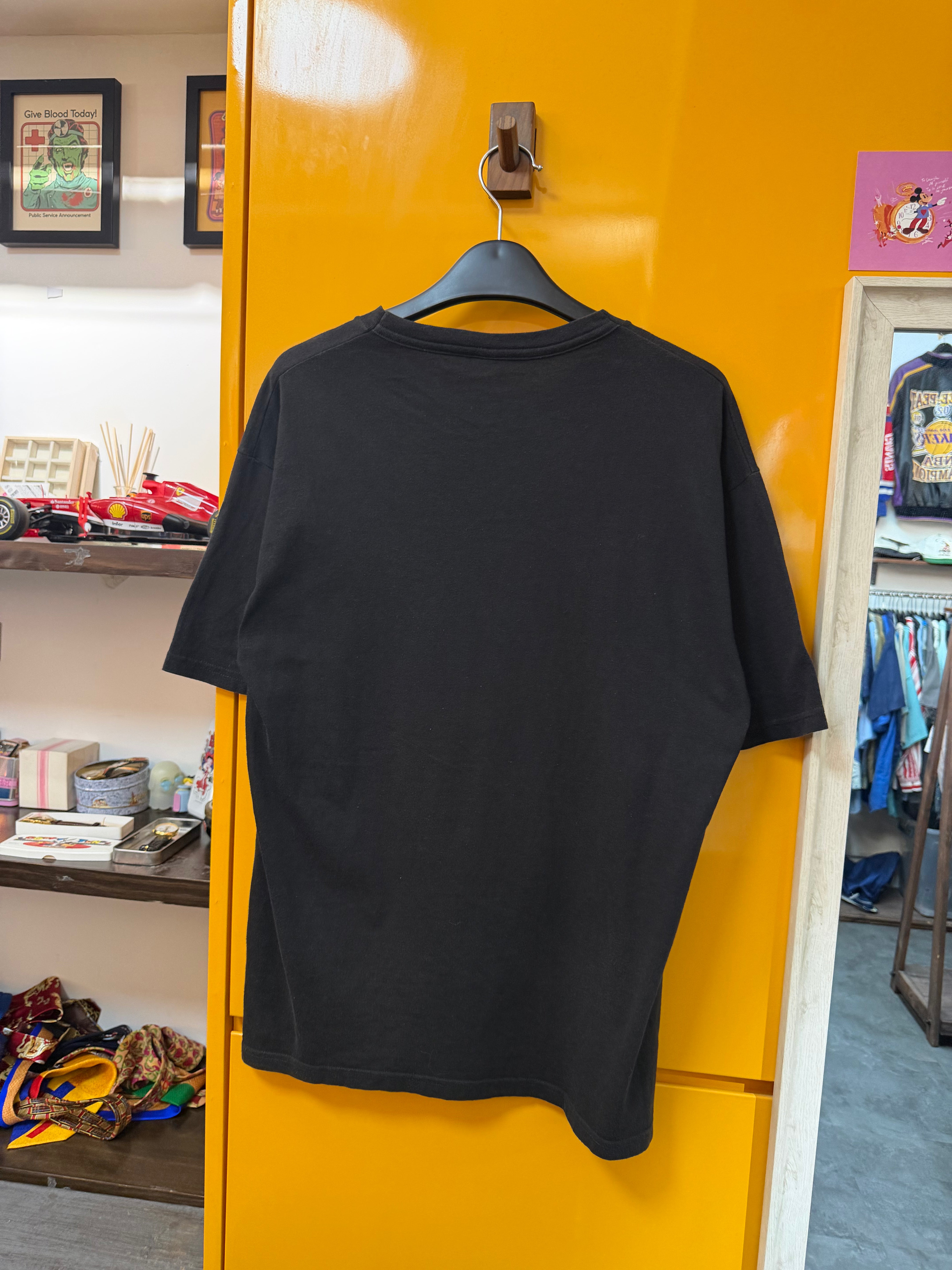 LOONEY TUNES TEE- M-L