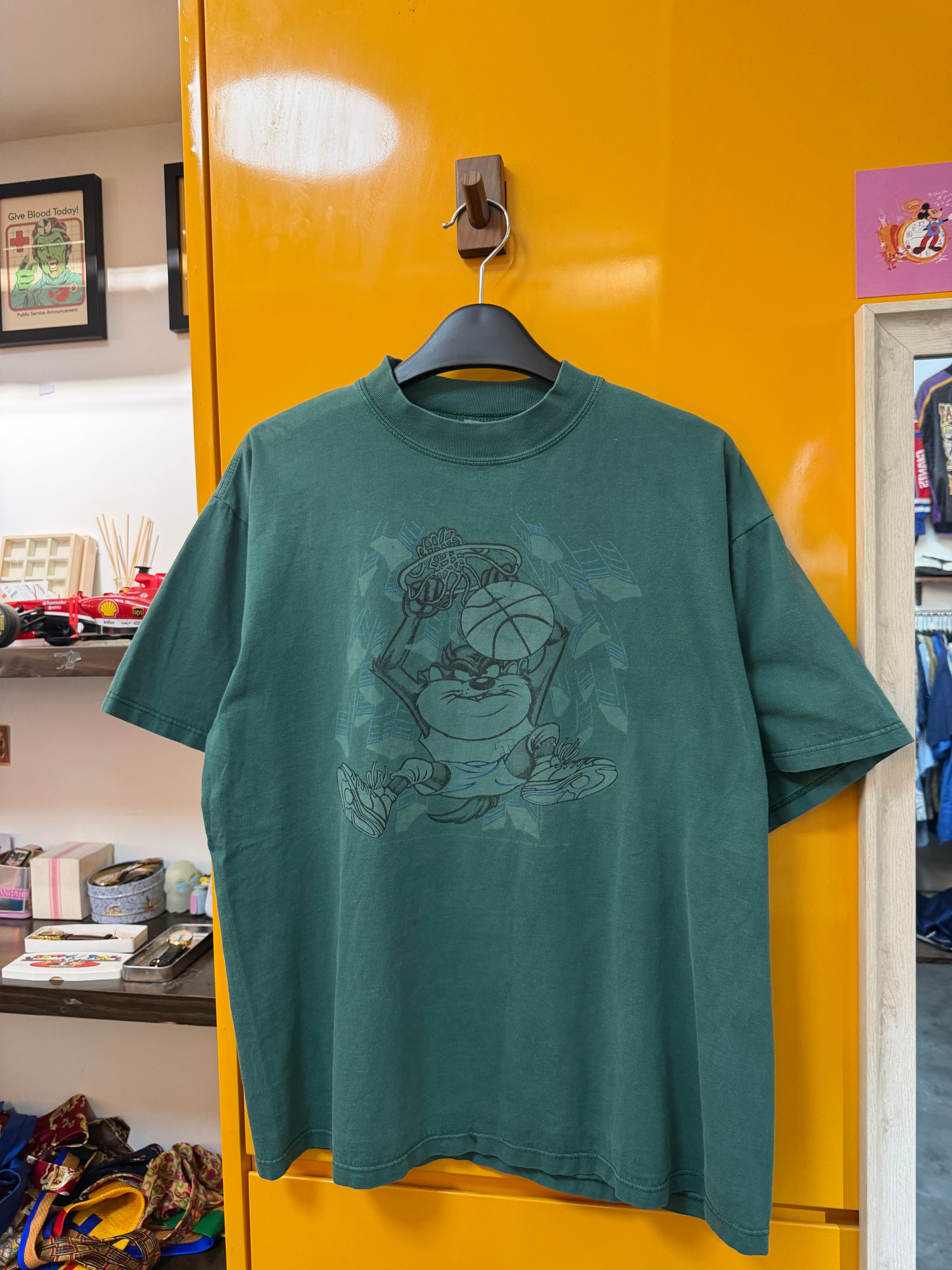 LOONEY TUNES TEE - M-L
