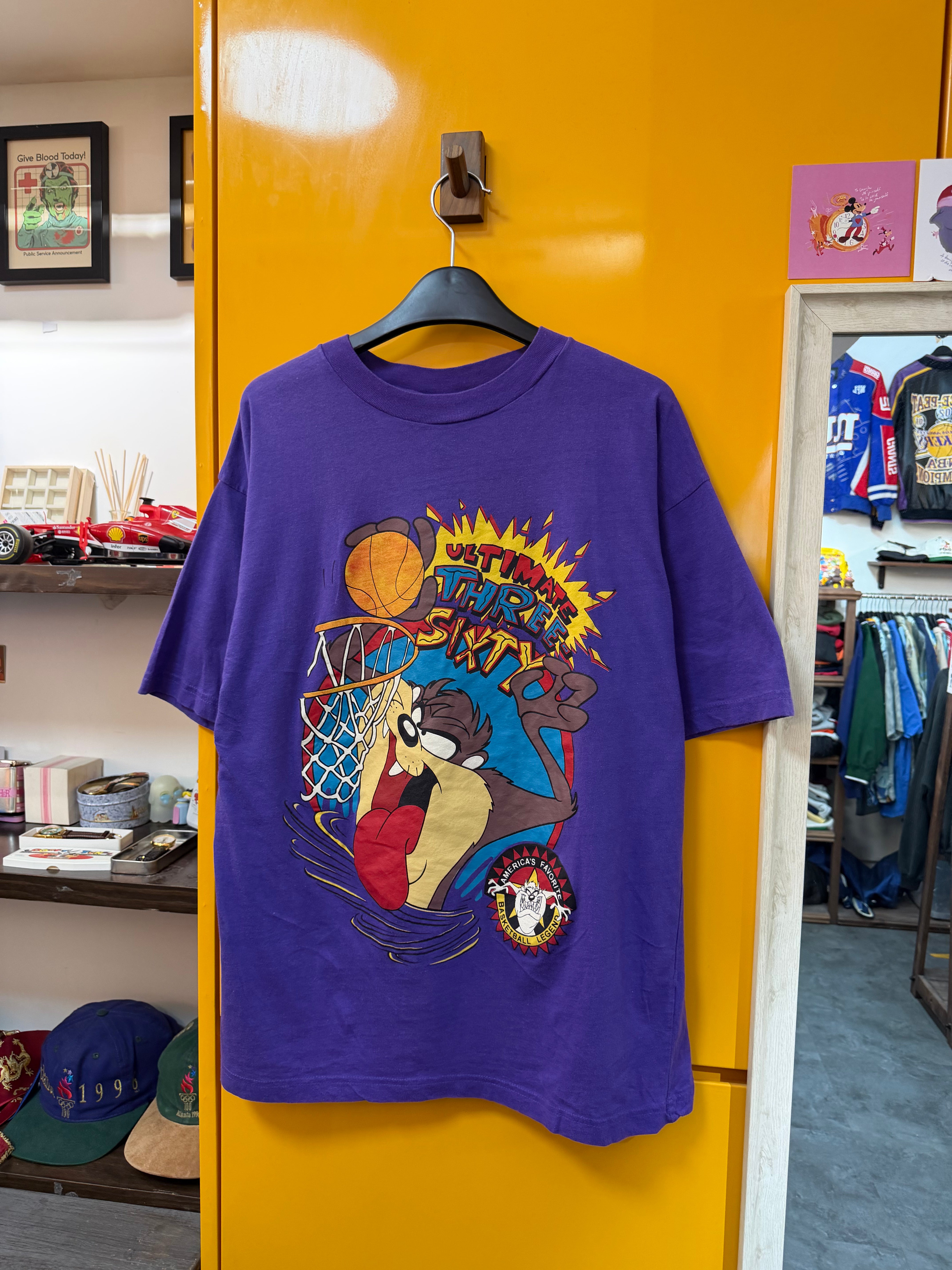 LOONEY TUNES TEE - L