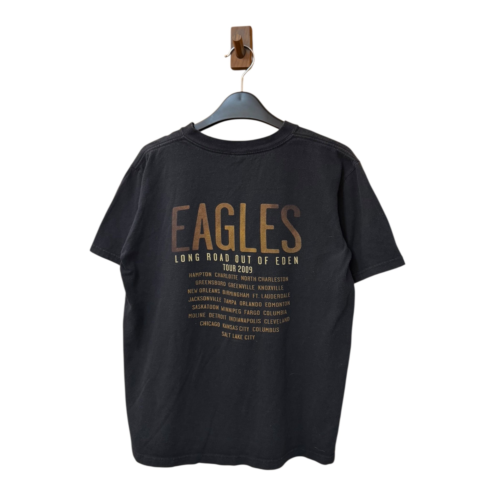 GRAPHIC TEE