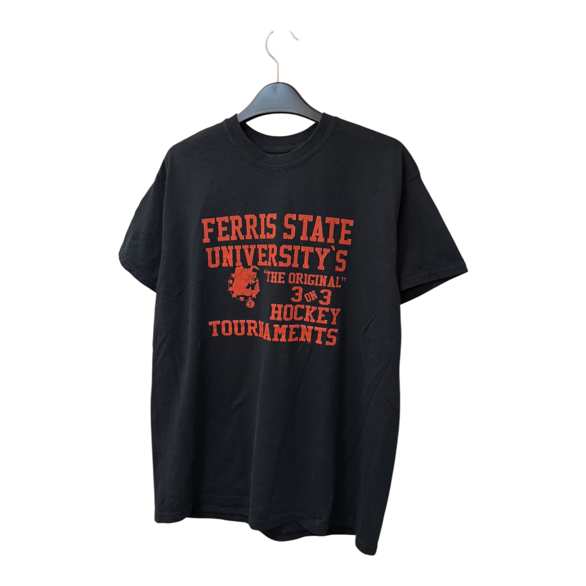 GRAPHIC TEE