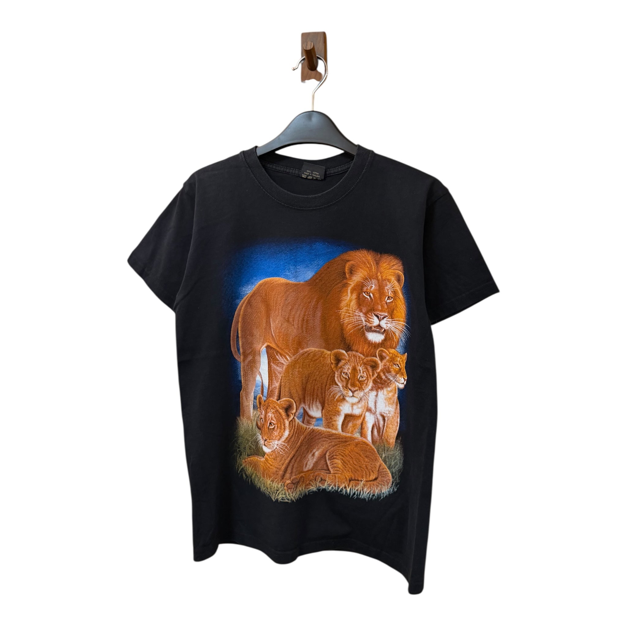 GRAPHIC TEE