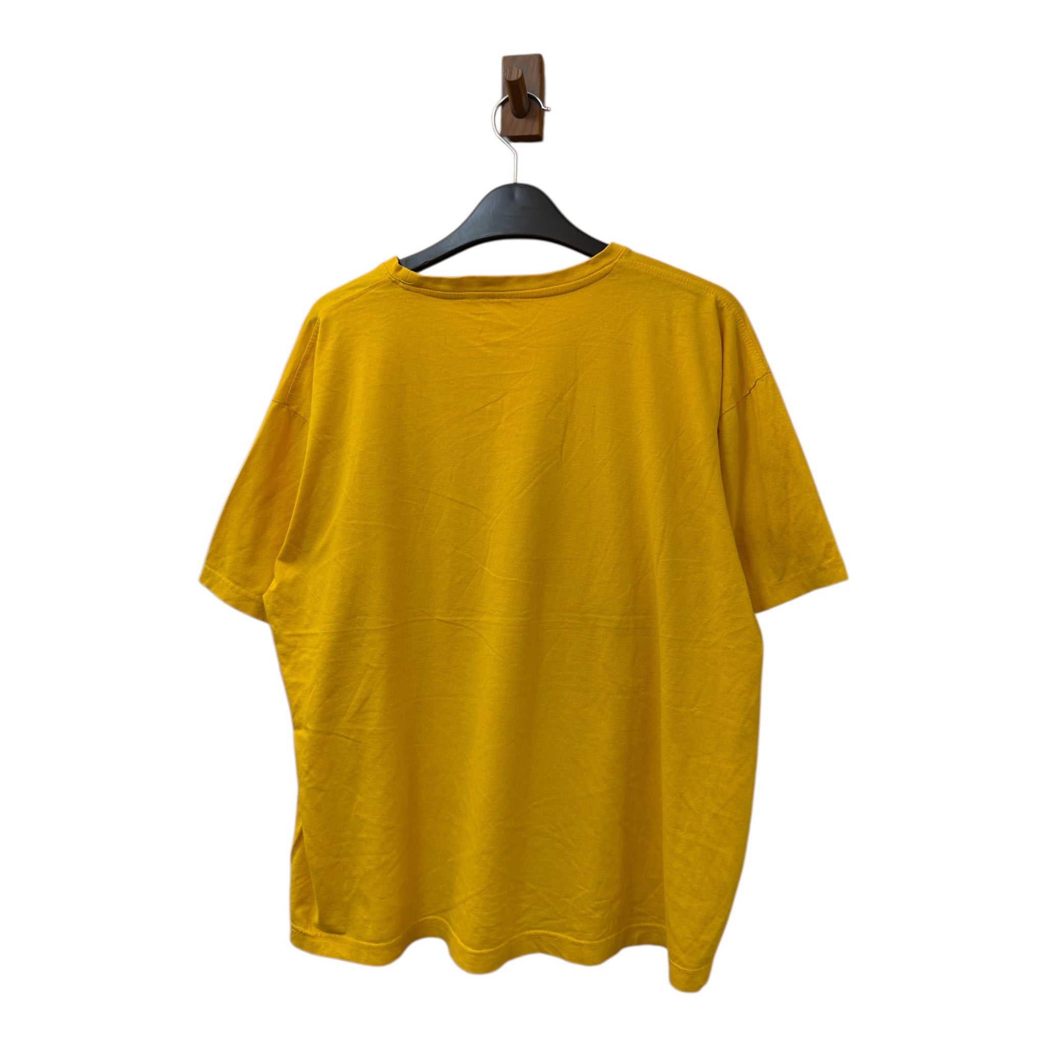 GRAPHIC TEE