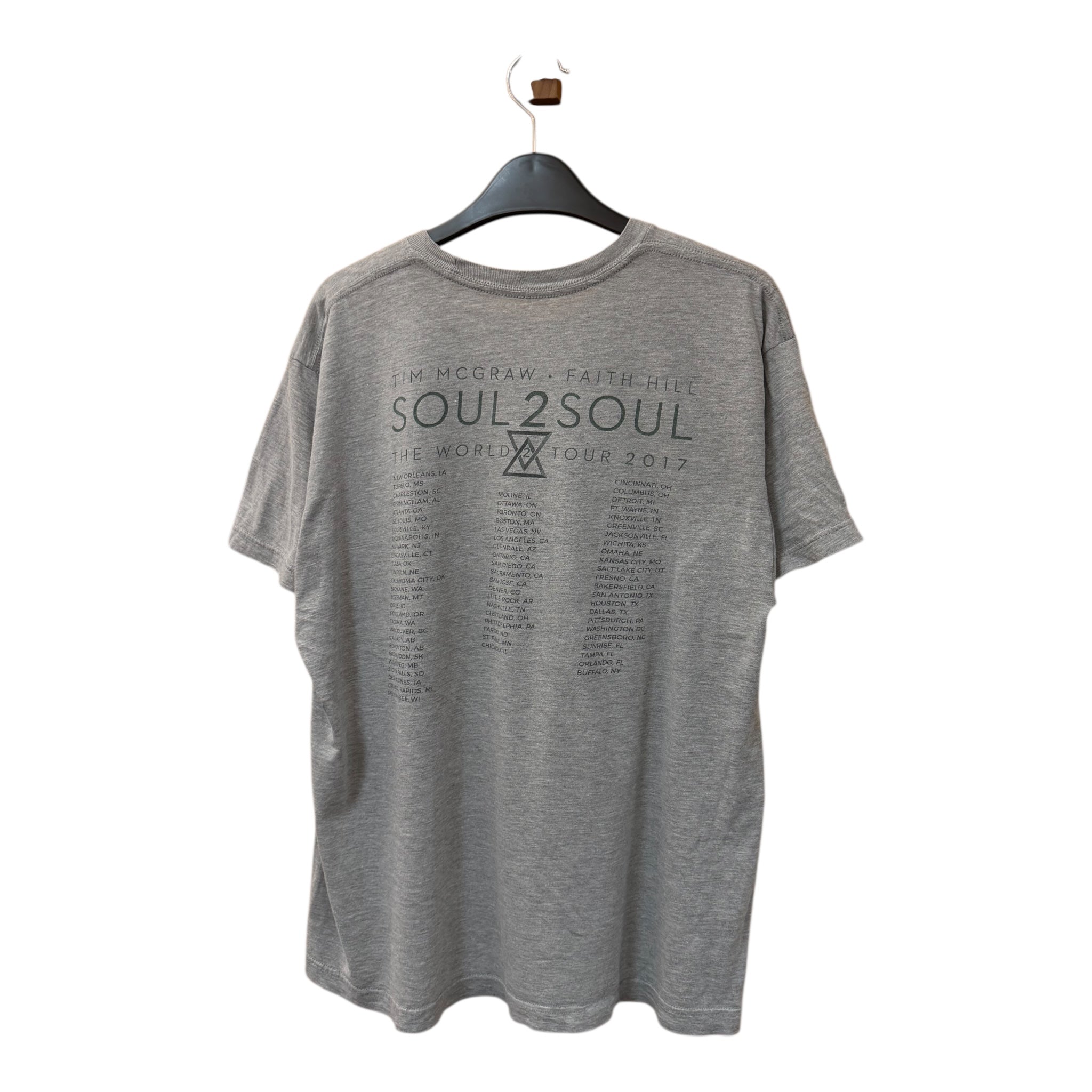 GRAPHIC TEE