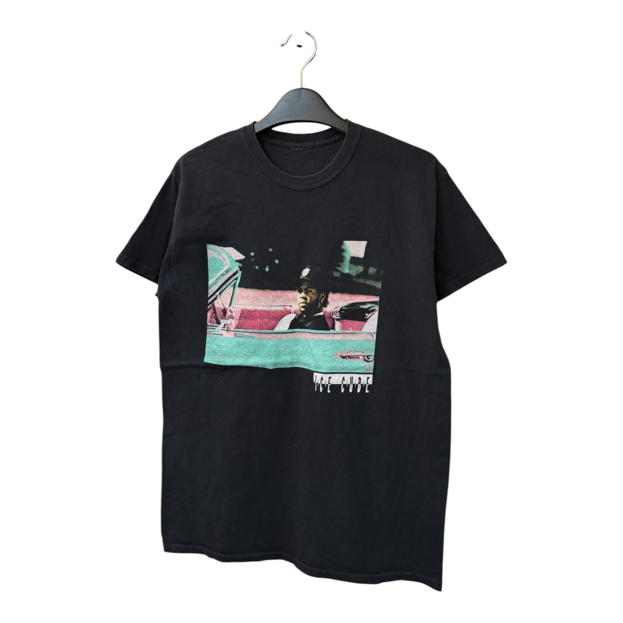 GRAPHIC TEE