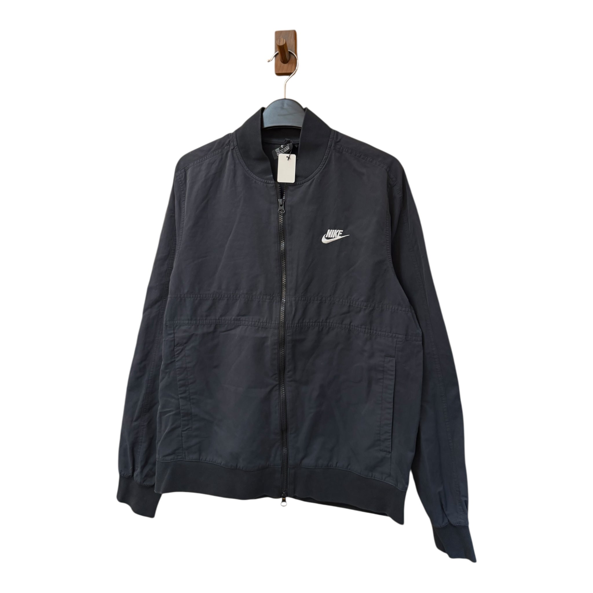 NIKE WINDBREAKER