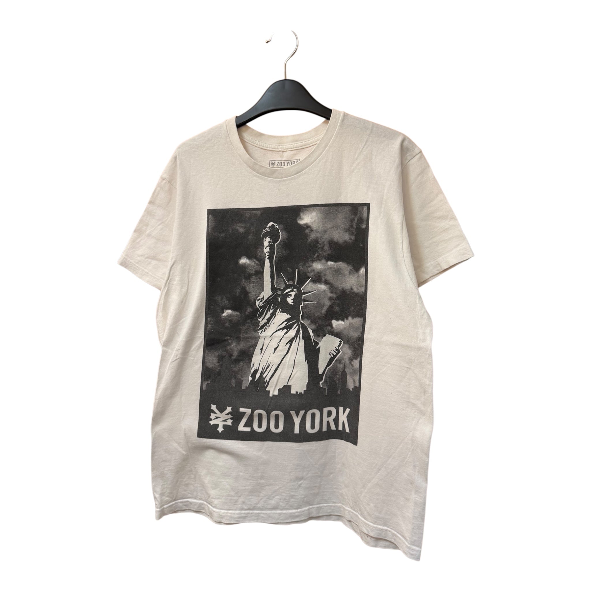 GRAPHIC TEE