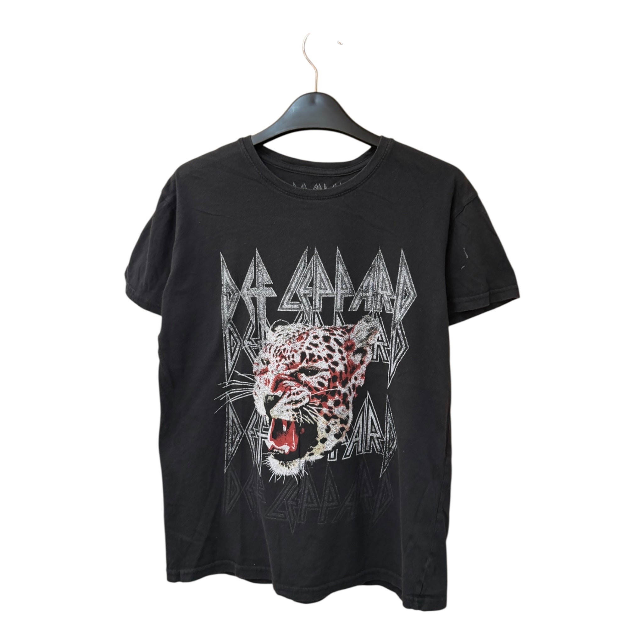 GRAPHIC TEE