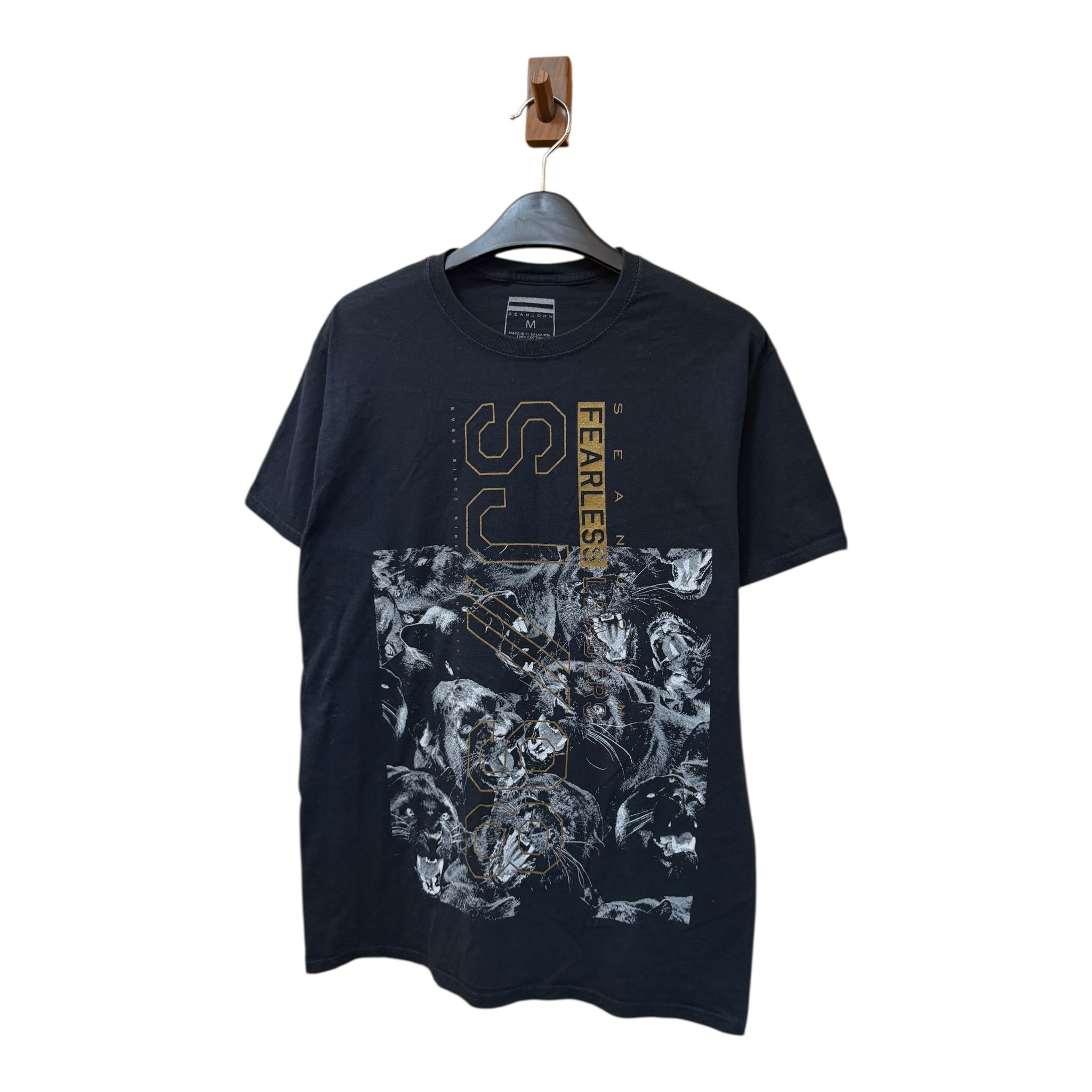 Graphic tee