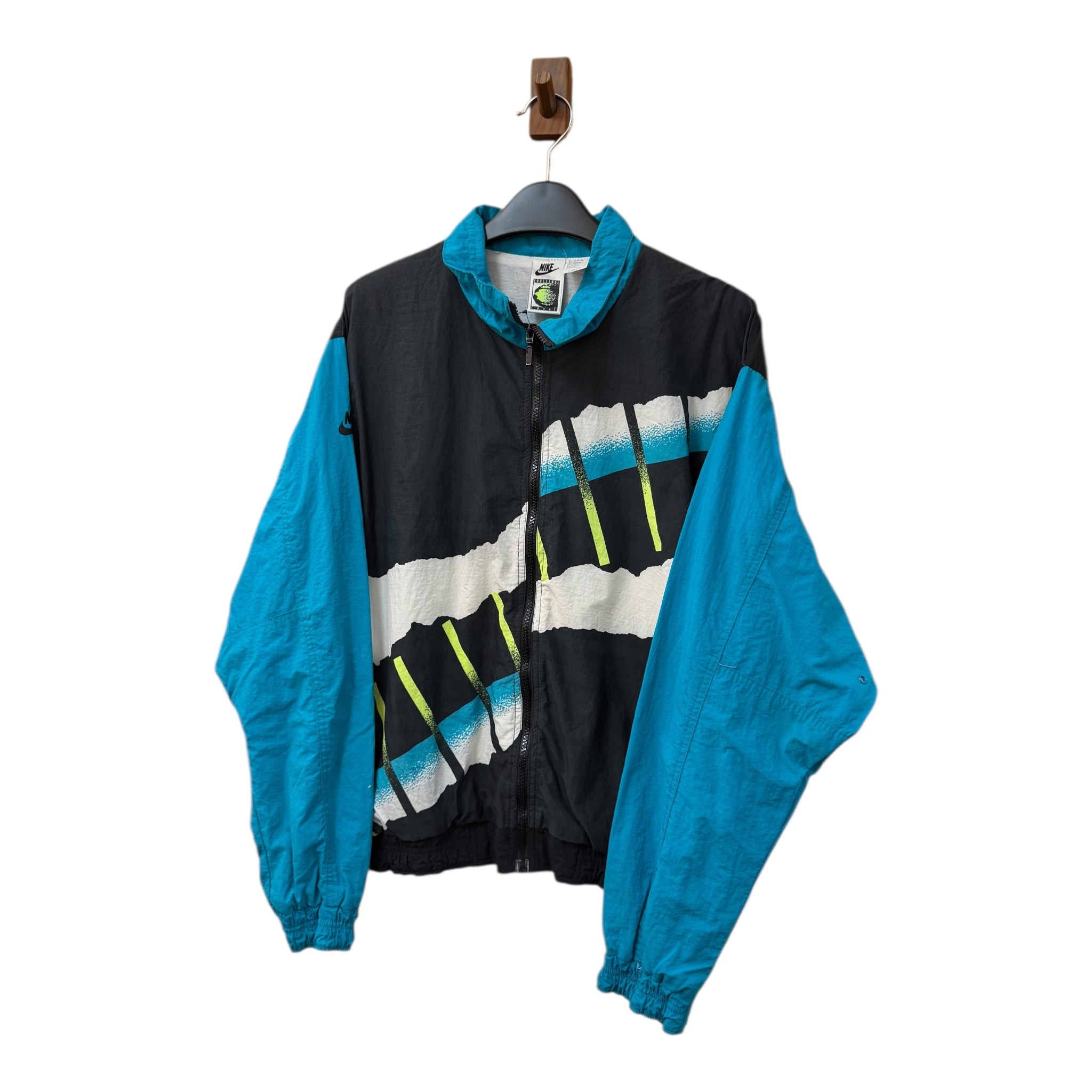NIKE WINDBREAKER