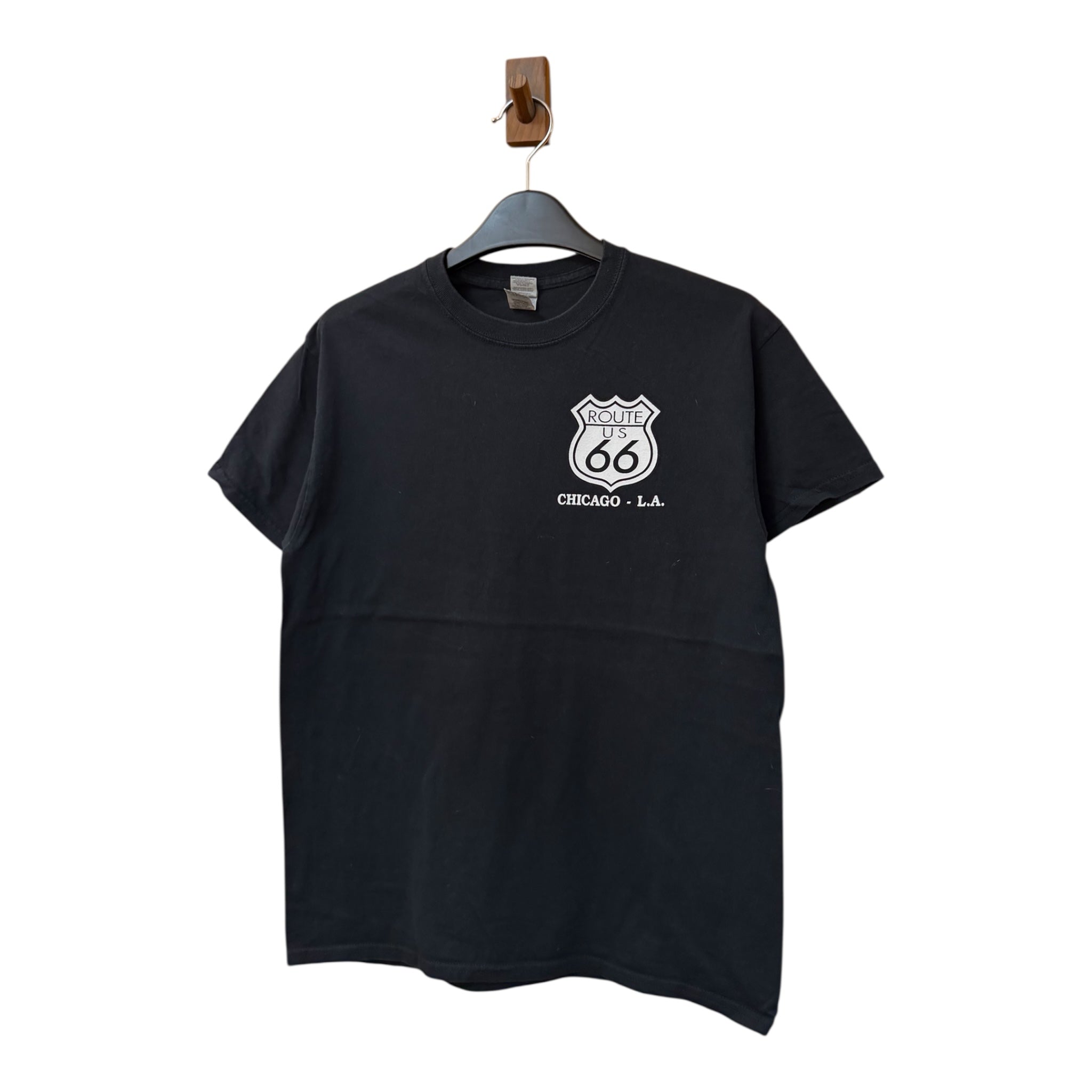 GRAPHIC TEE