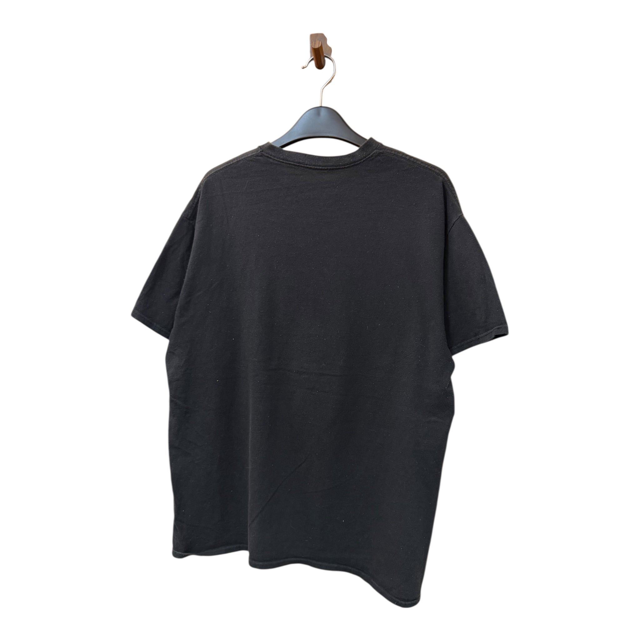 GRAPHIC TEE