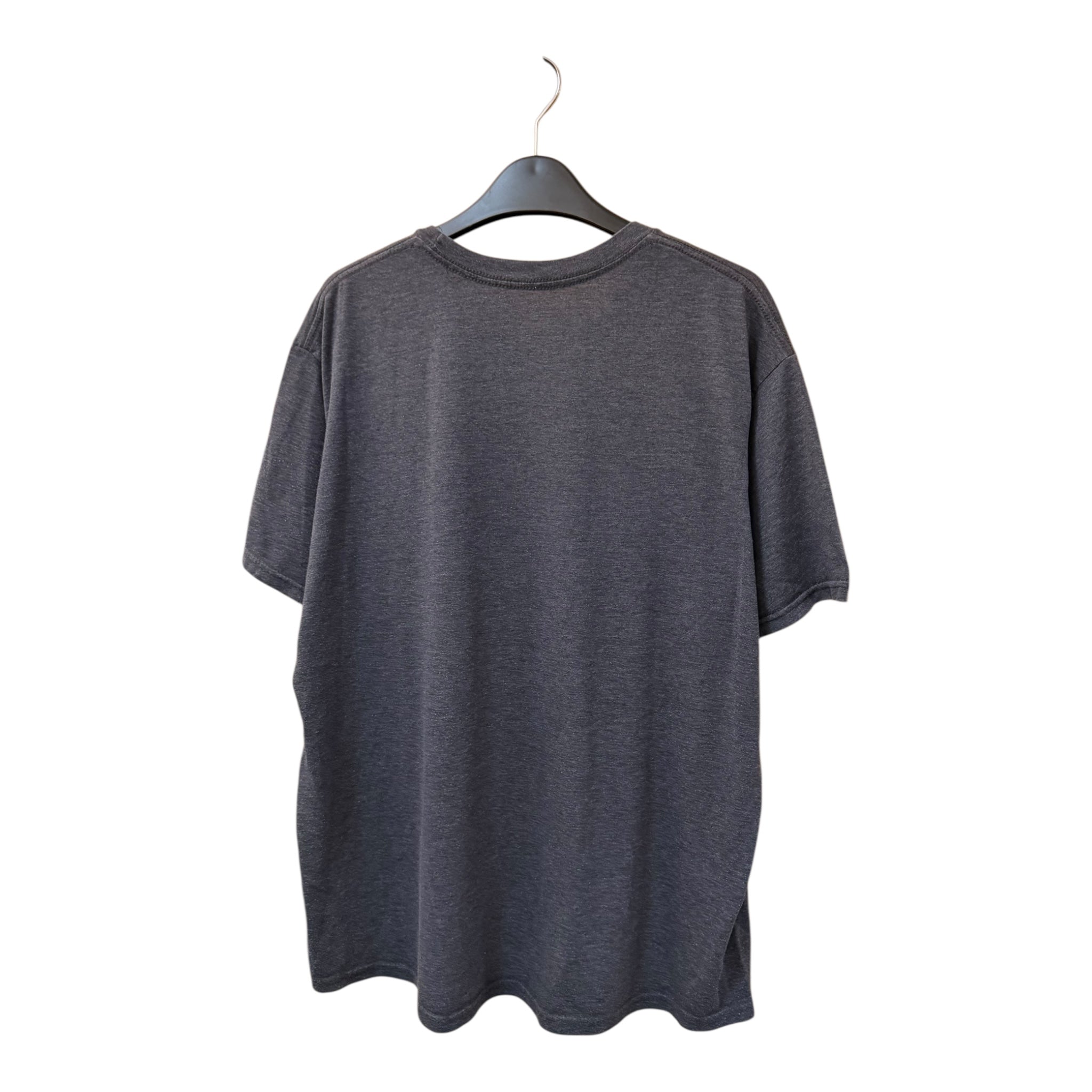 GRAPHIC TEE