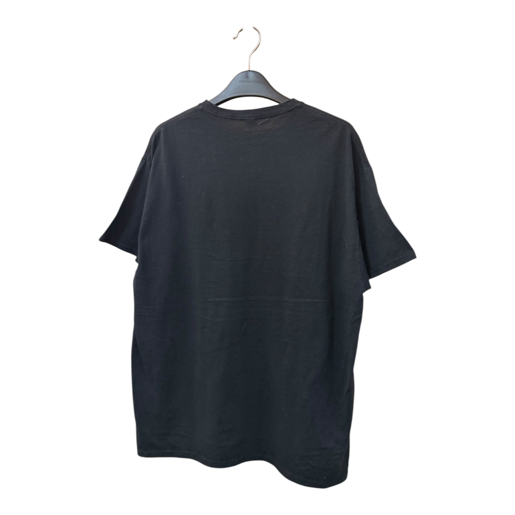 GRAPHIC TEE