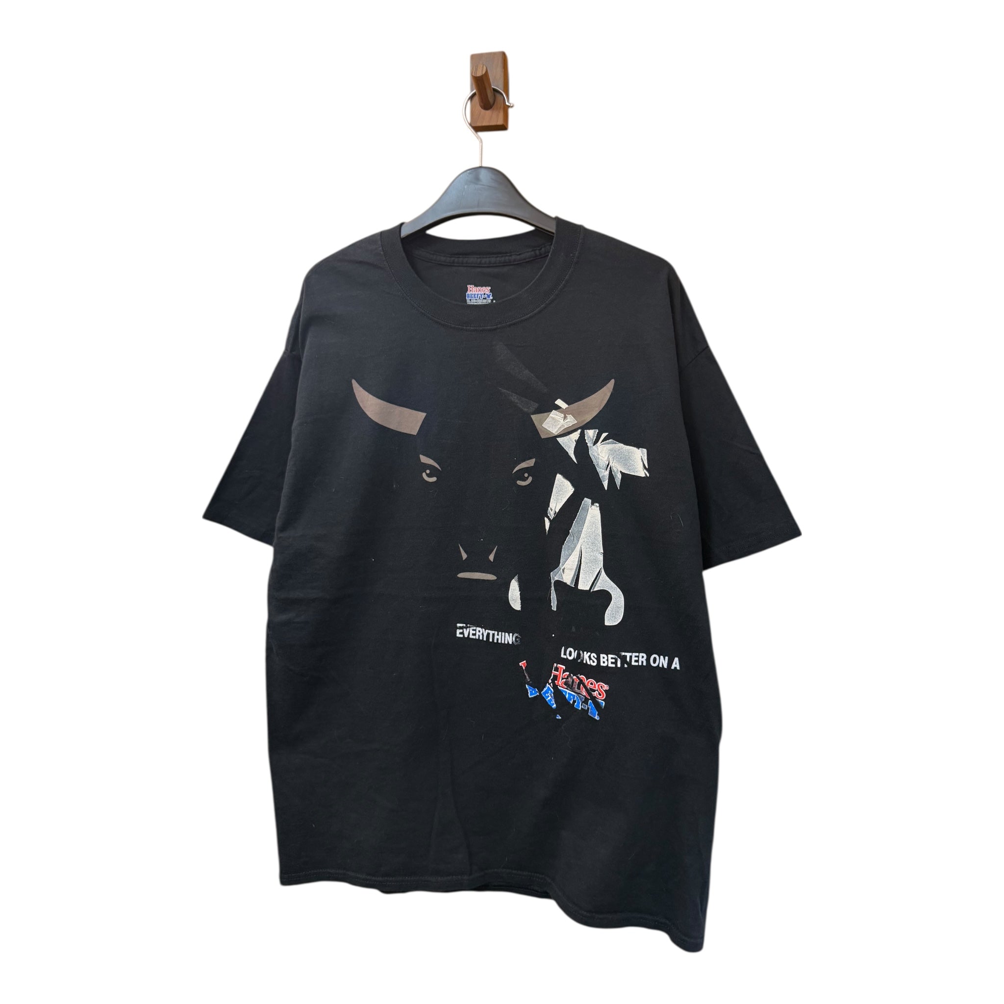 GRAPHIC TEE