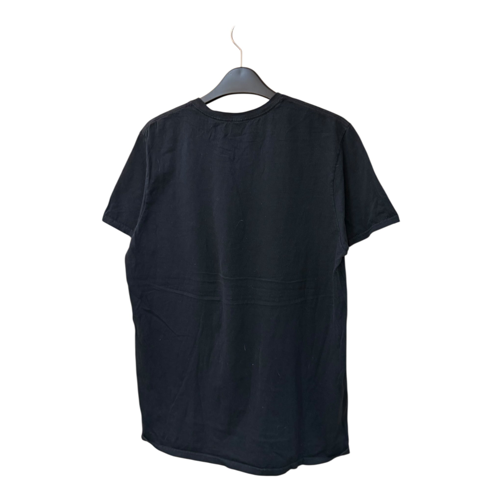 GRAPHIC TEE