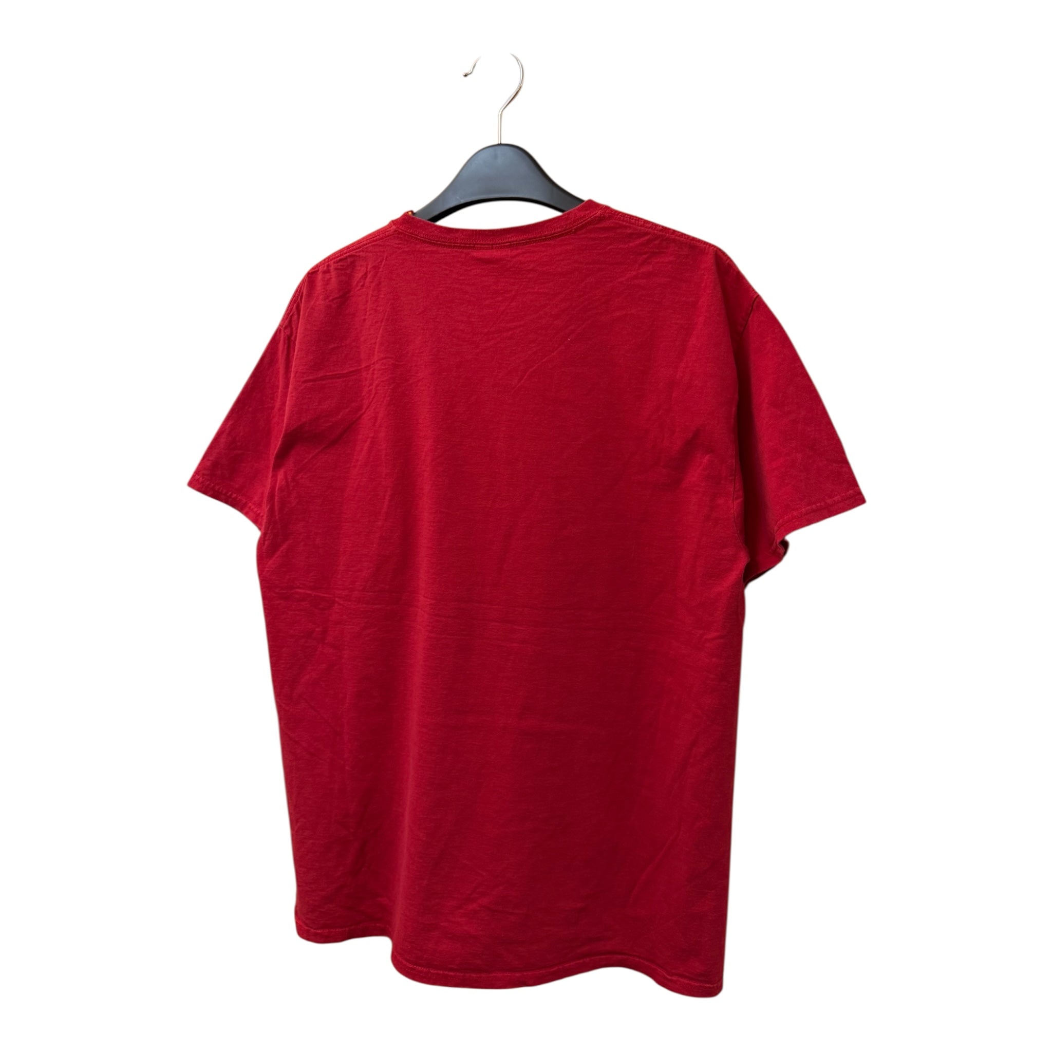 GRAPHIC TEE
