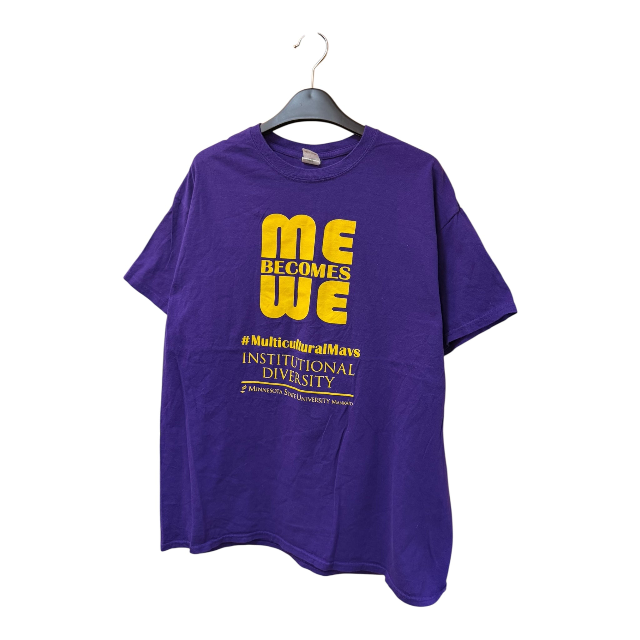GRAPHIC TEE