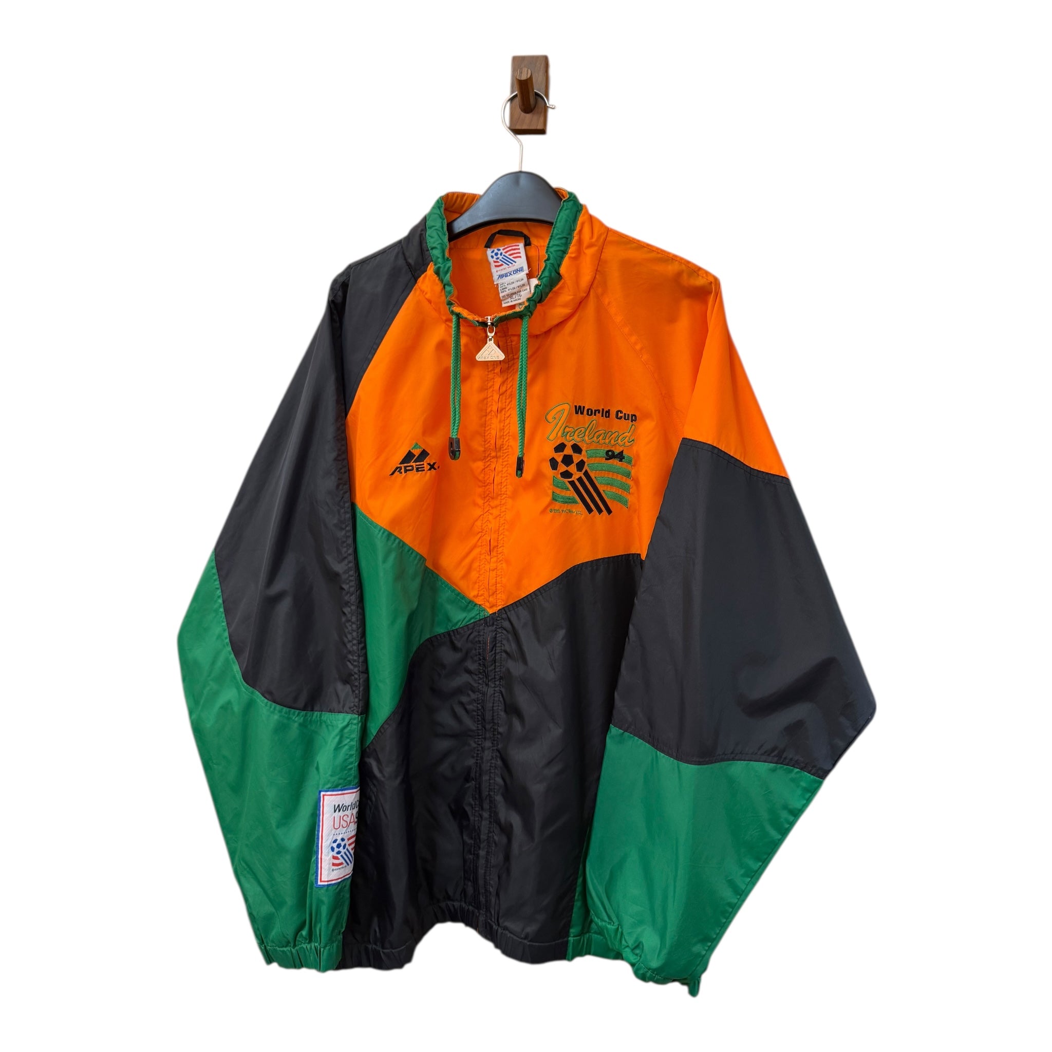 VINTAGE WINDBREAKER