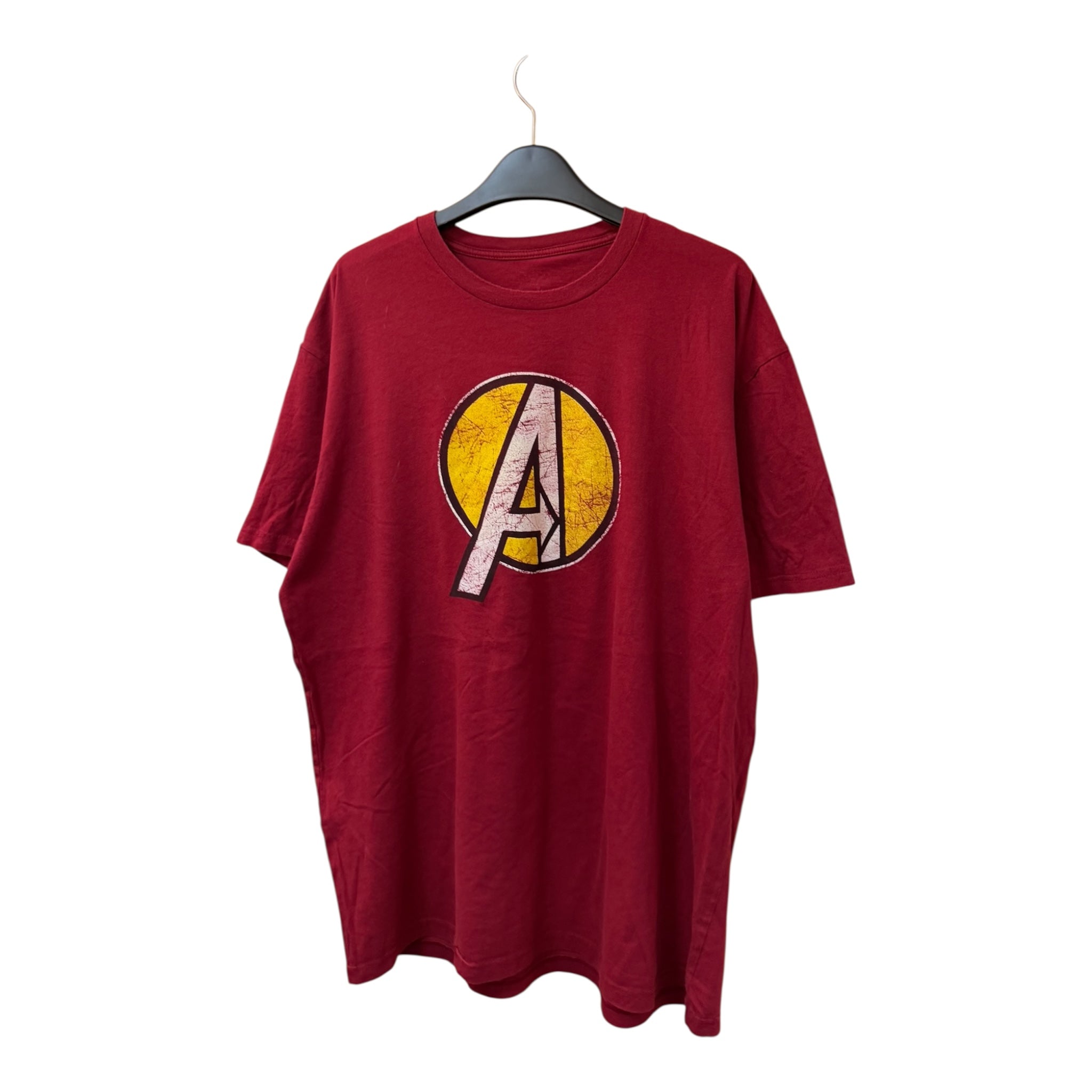 GRAPHIC TEE