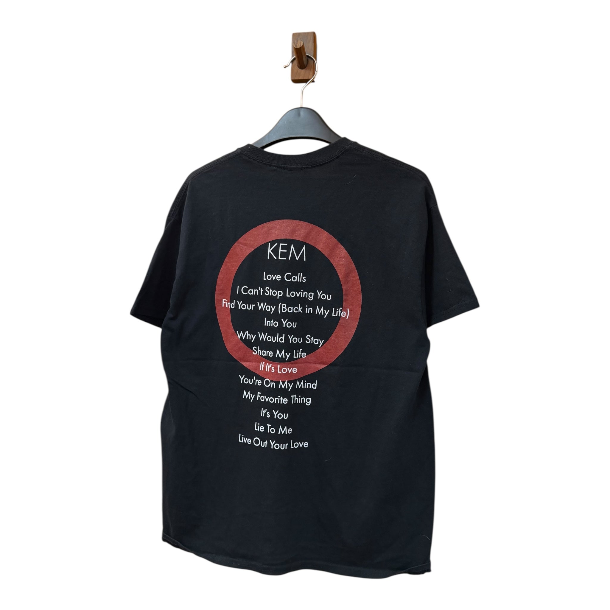 GRAPHIC TEE