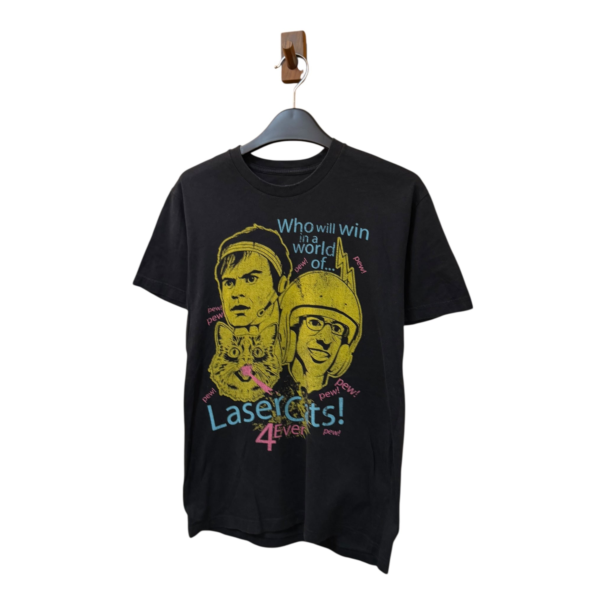 GRAPHIC TEE