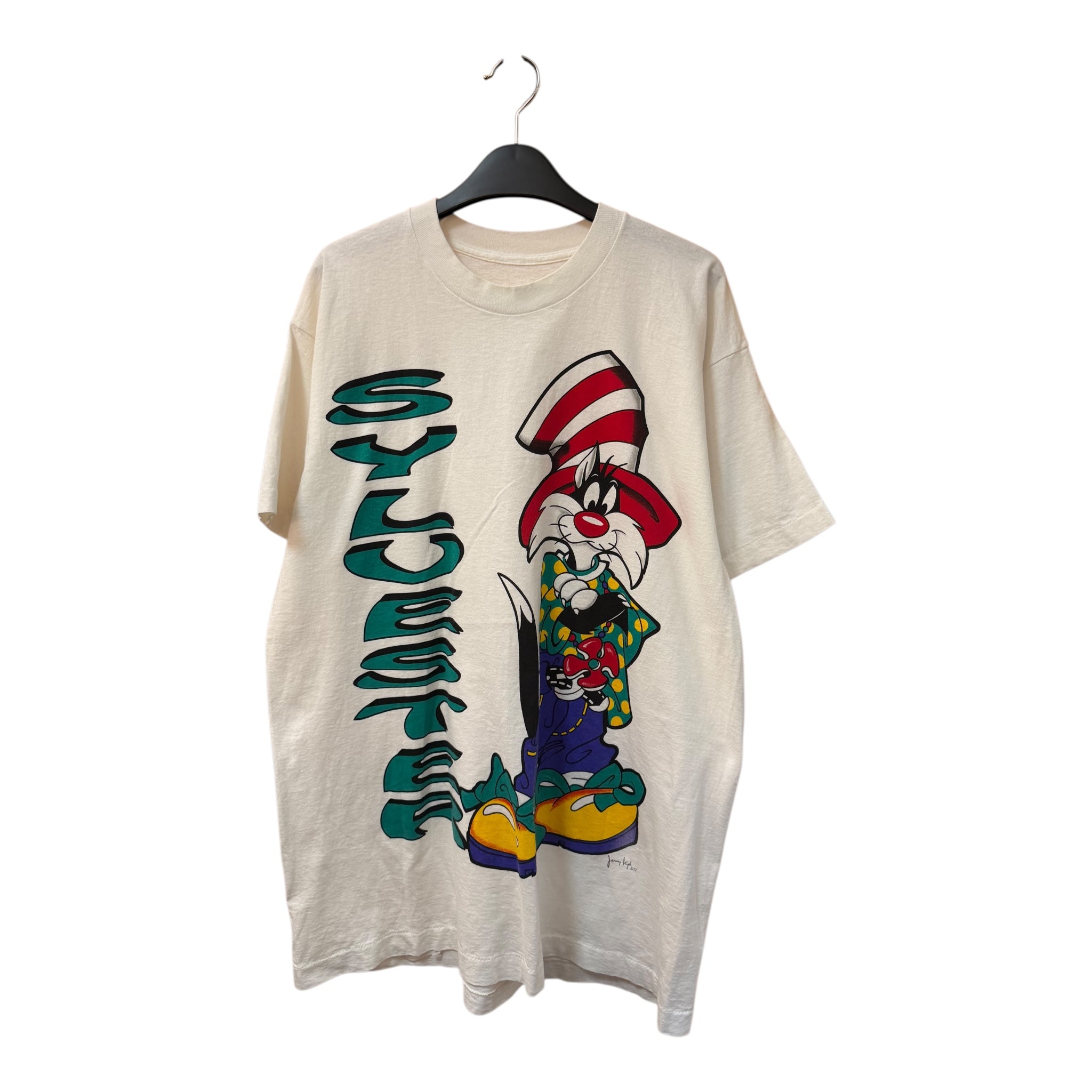 LOONEY TUNES TEE - L-XL