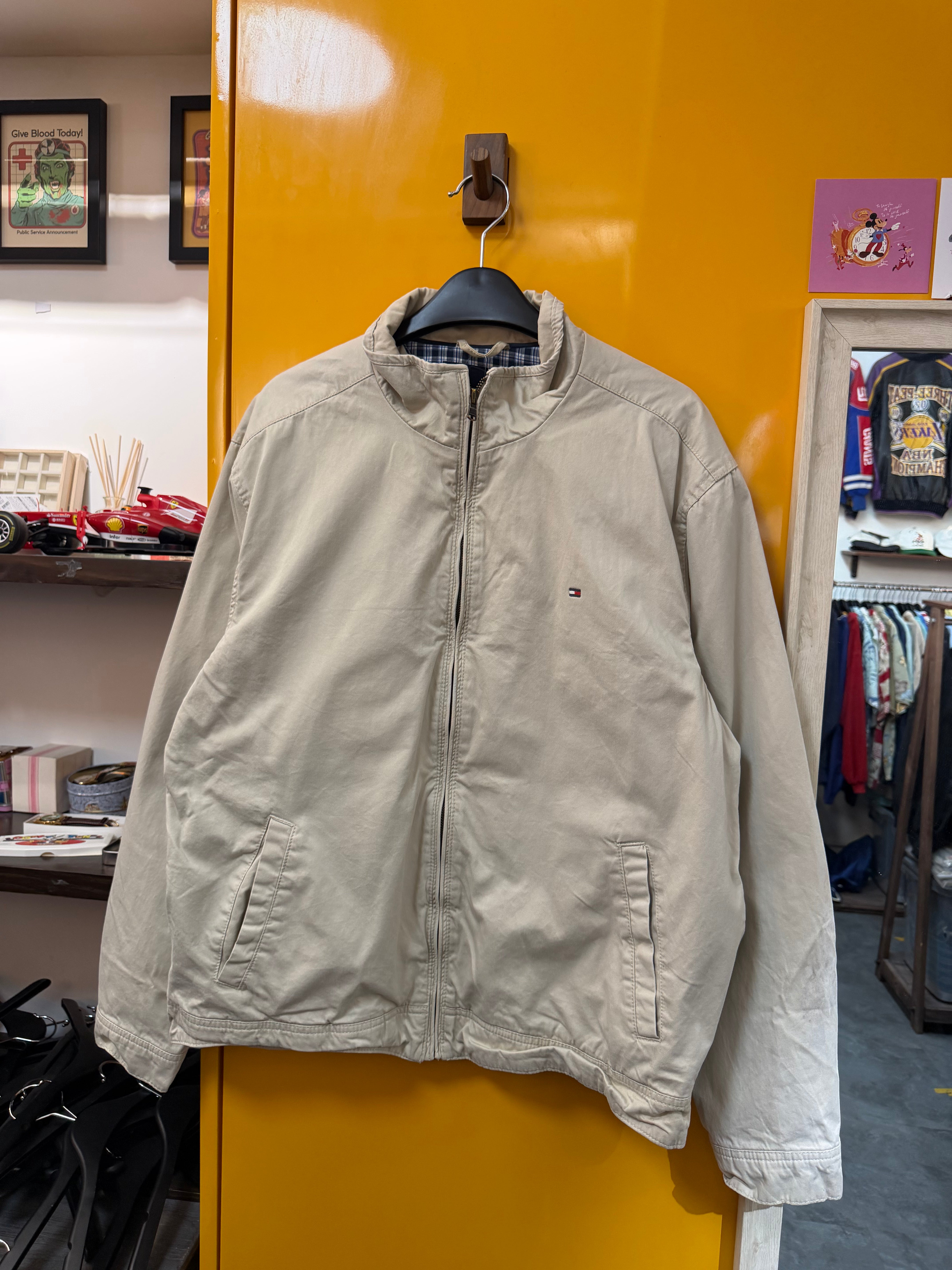 TOMMY HILFIGER JACKET - L-XL