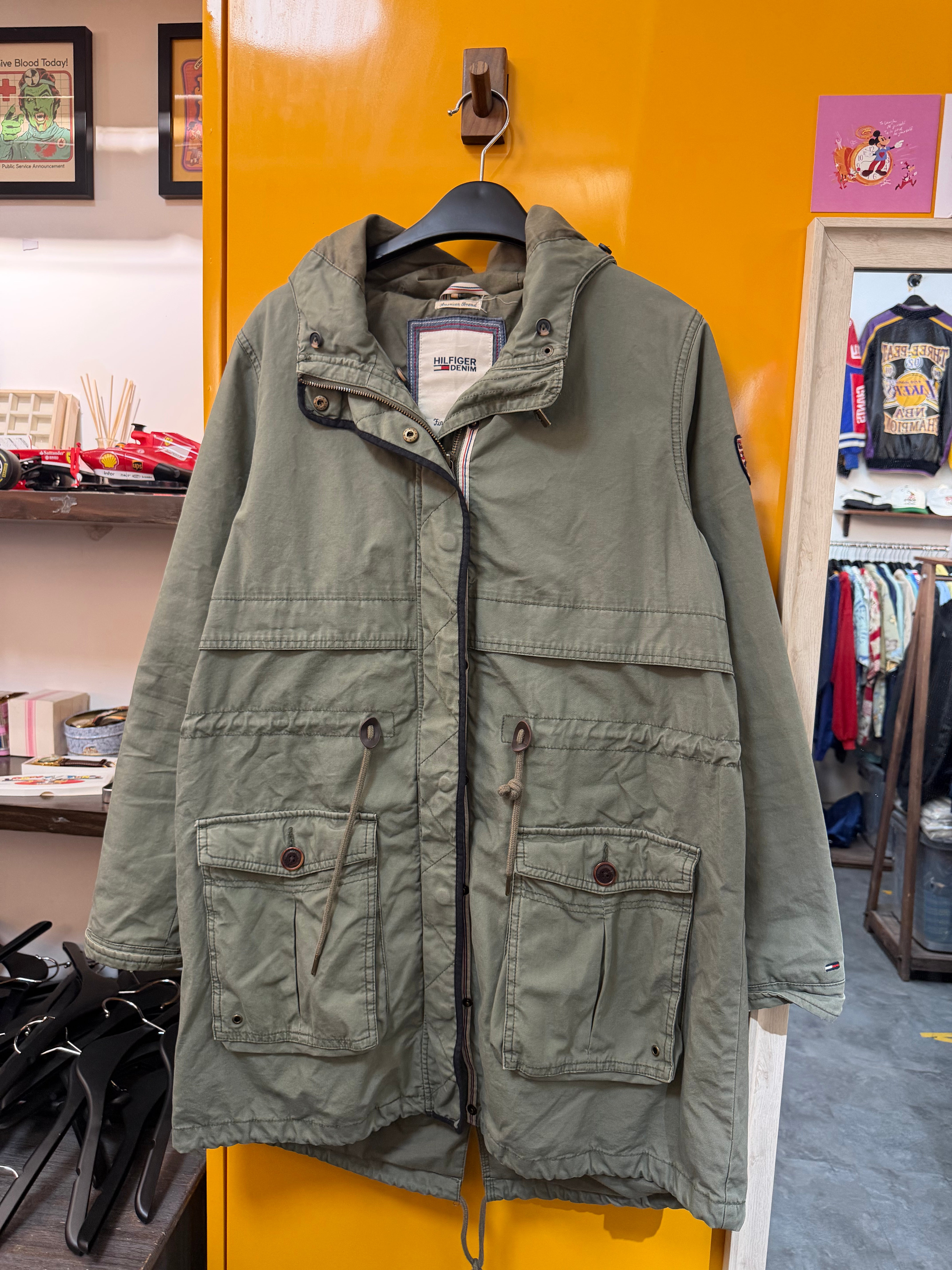HILFIGER DENIM JACKET - L