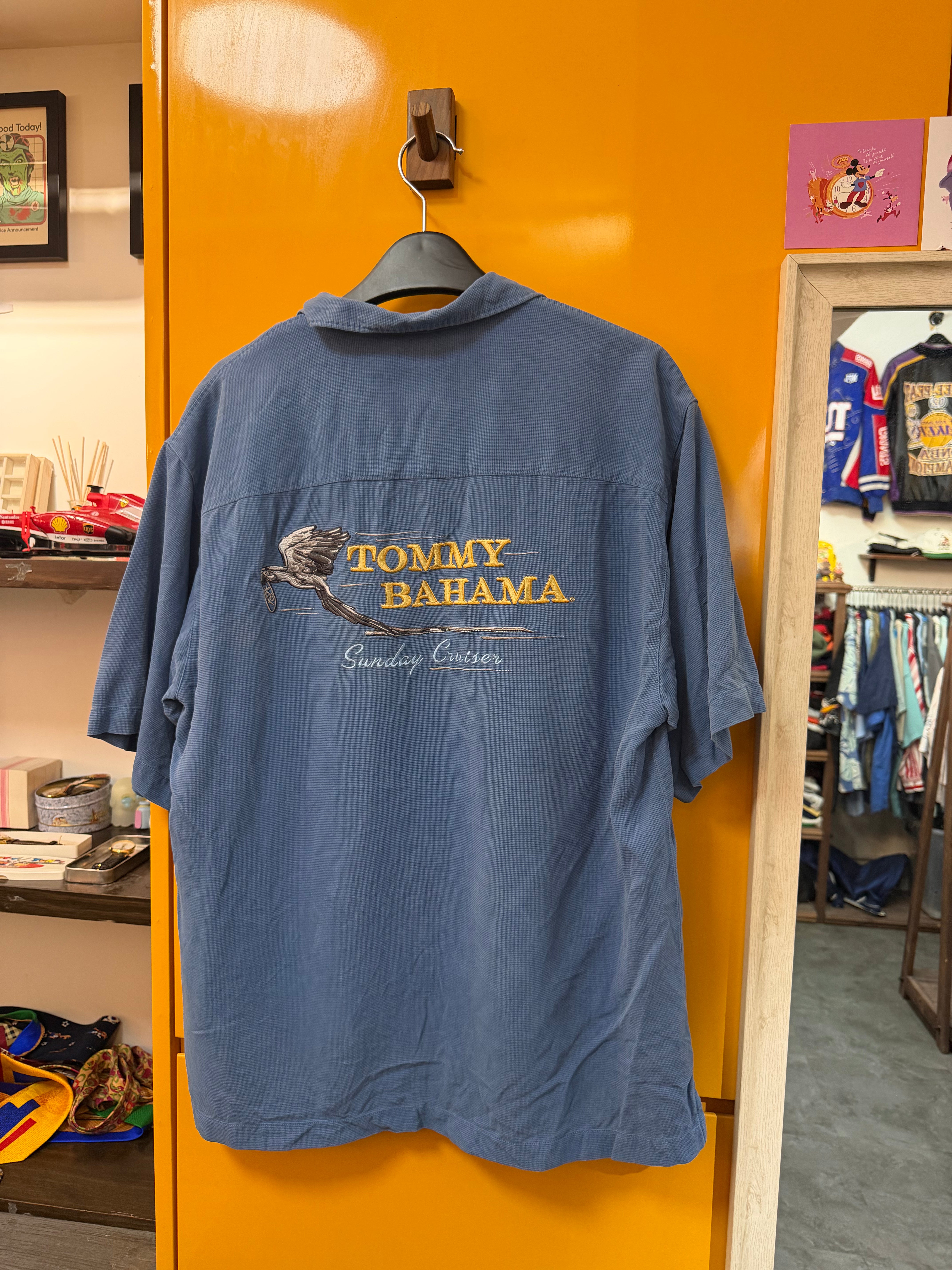 TOMMY BAHAMA SHIRT - L