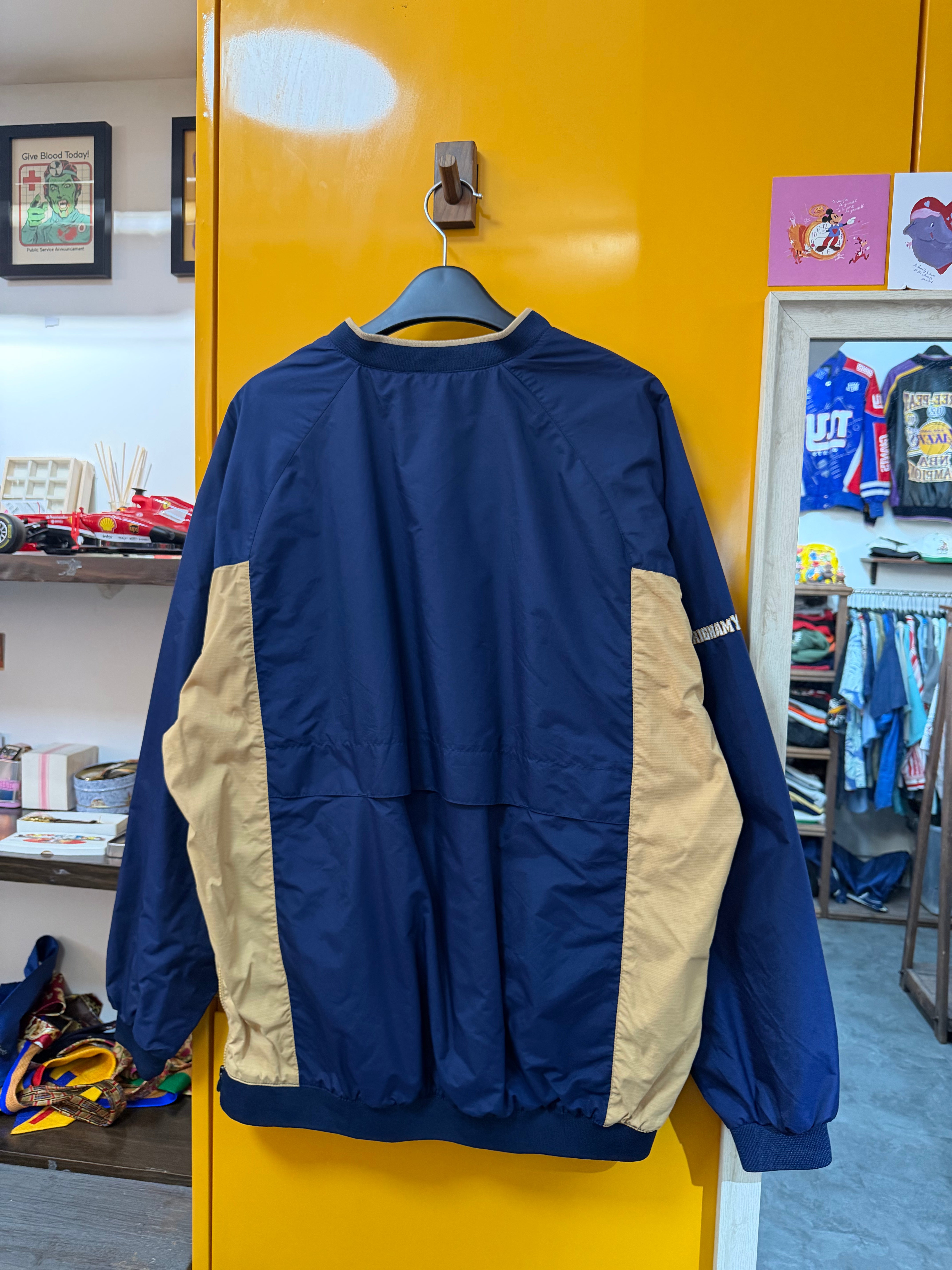 NIKE PULLOVER - L-XL