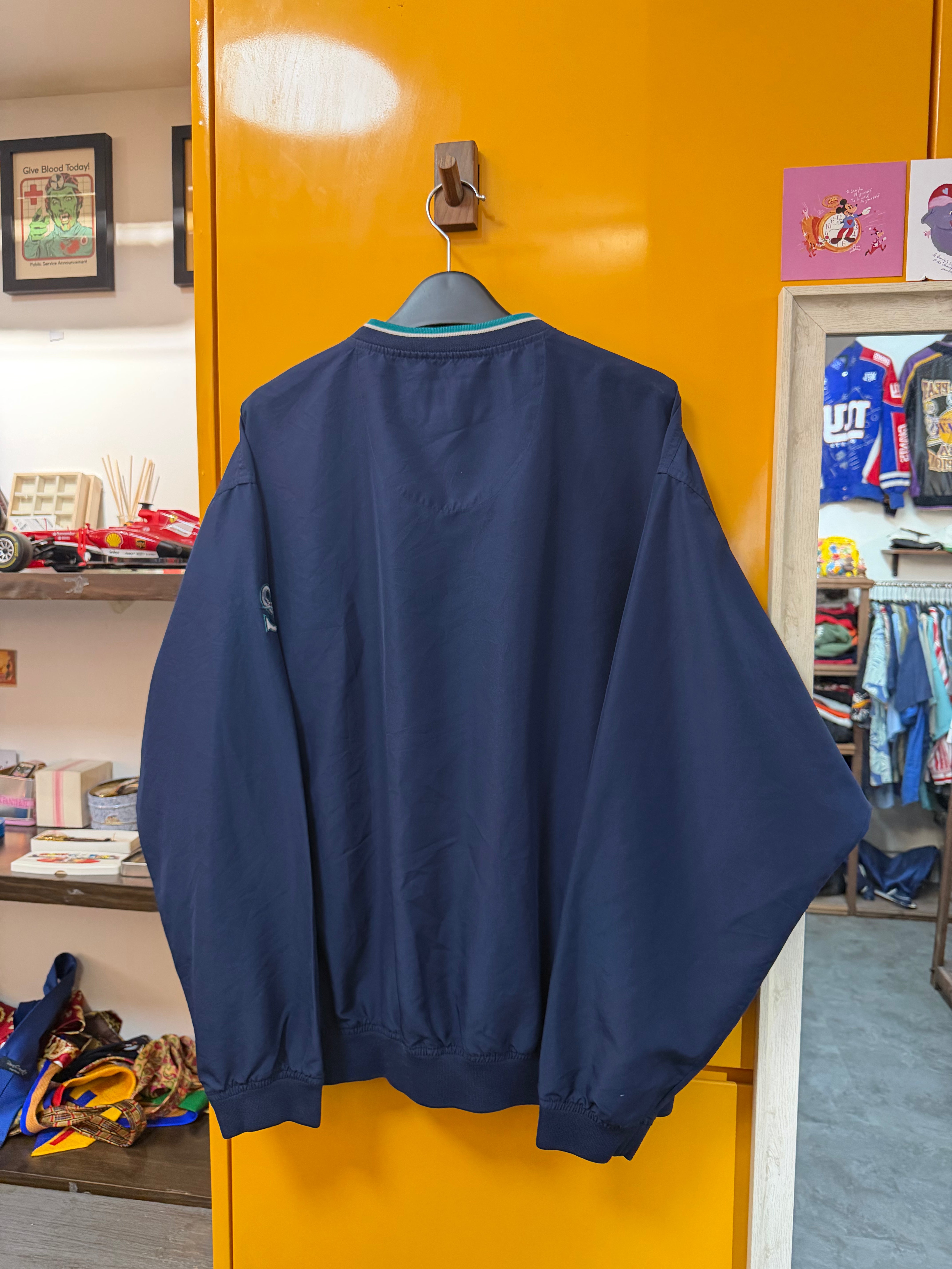 NIKE PULLOVER - L