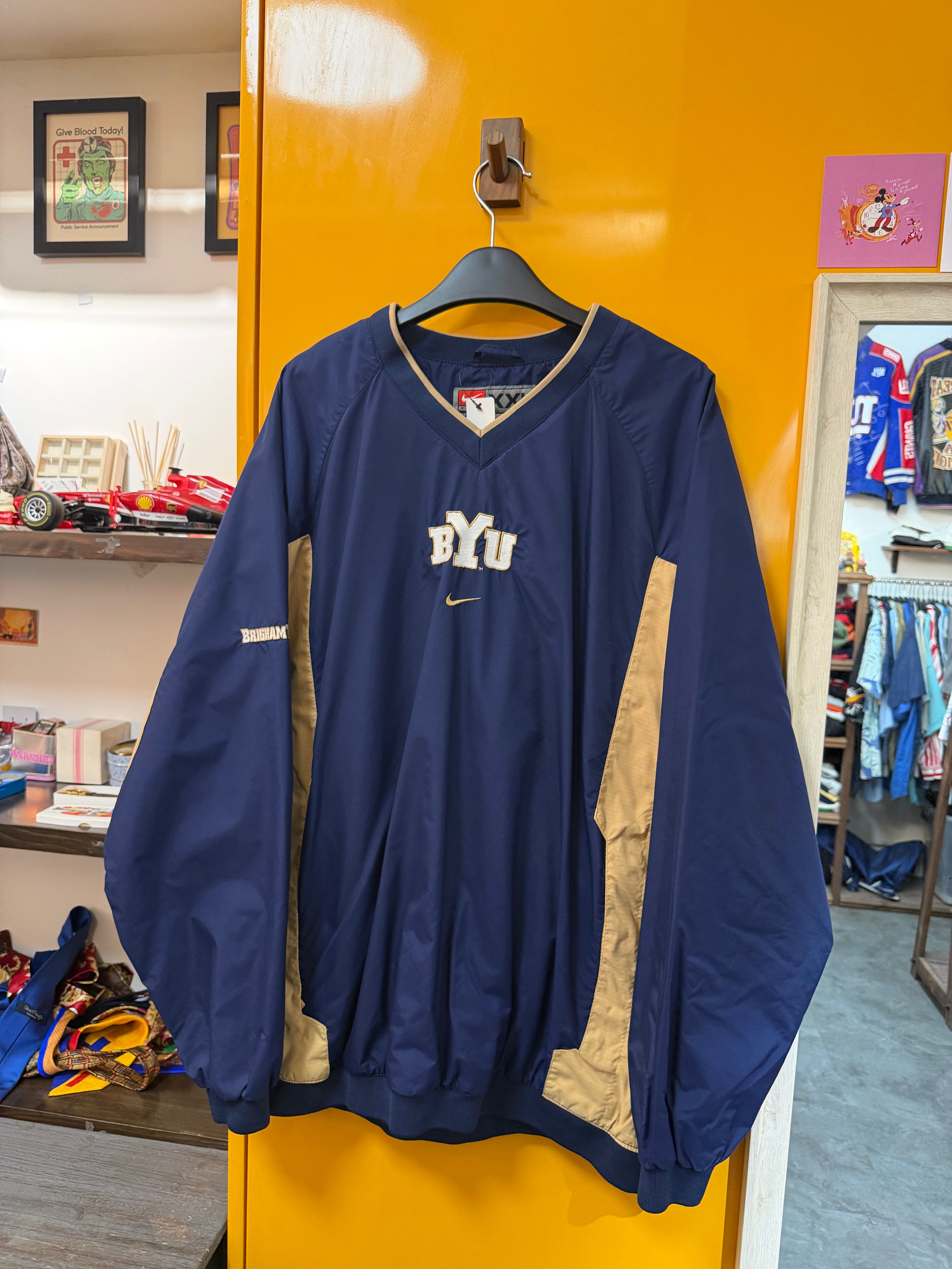 NIKE PULLOVER - 2XL