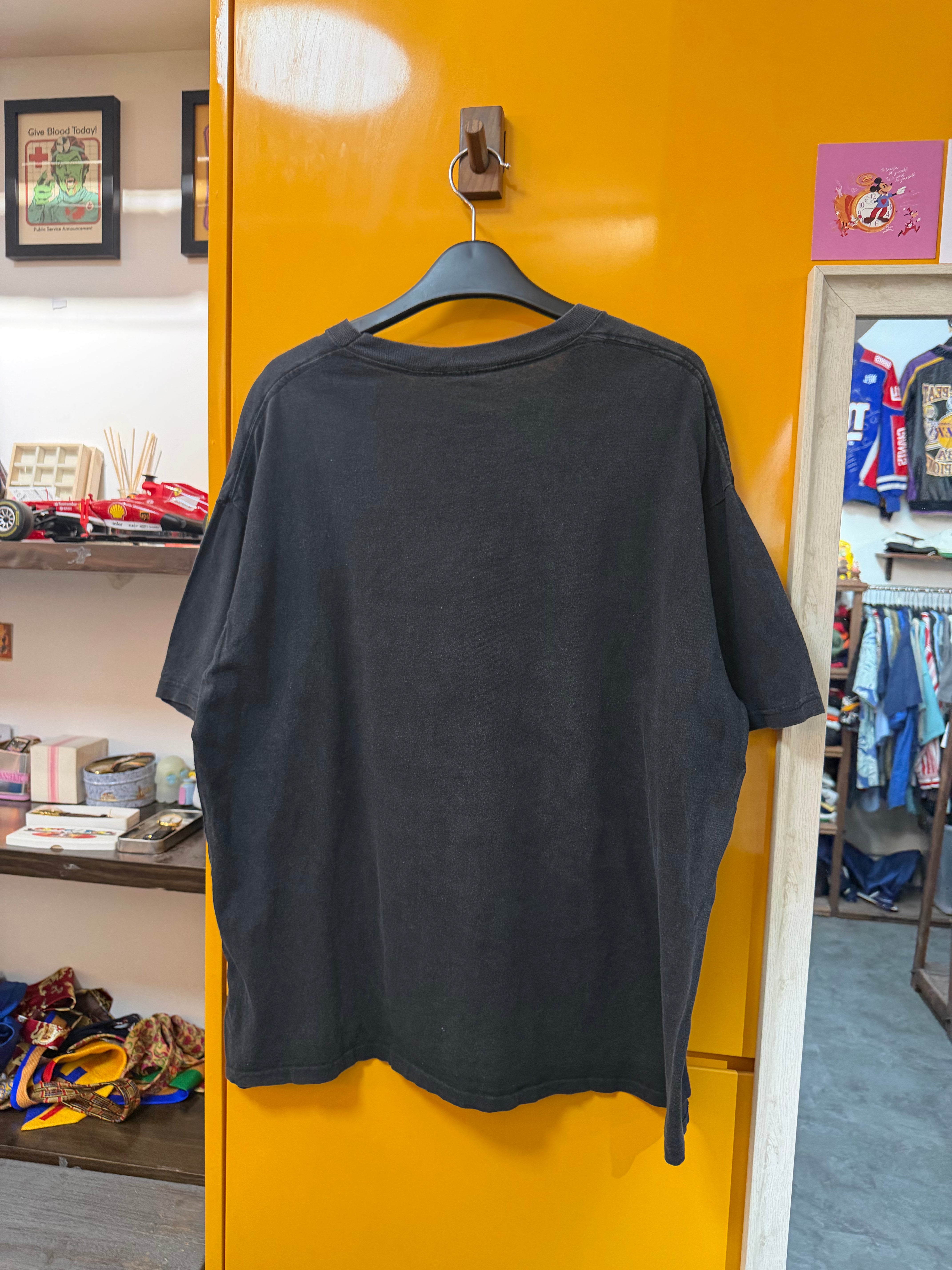 LOONEY TUNES TEE - XL