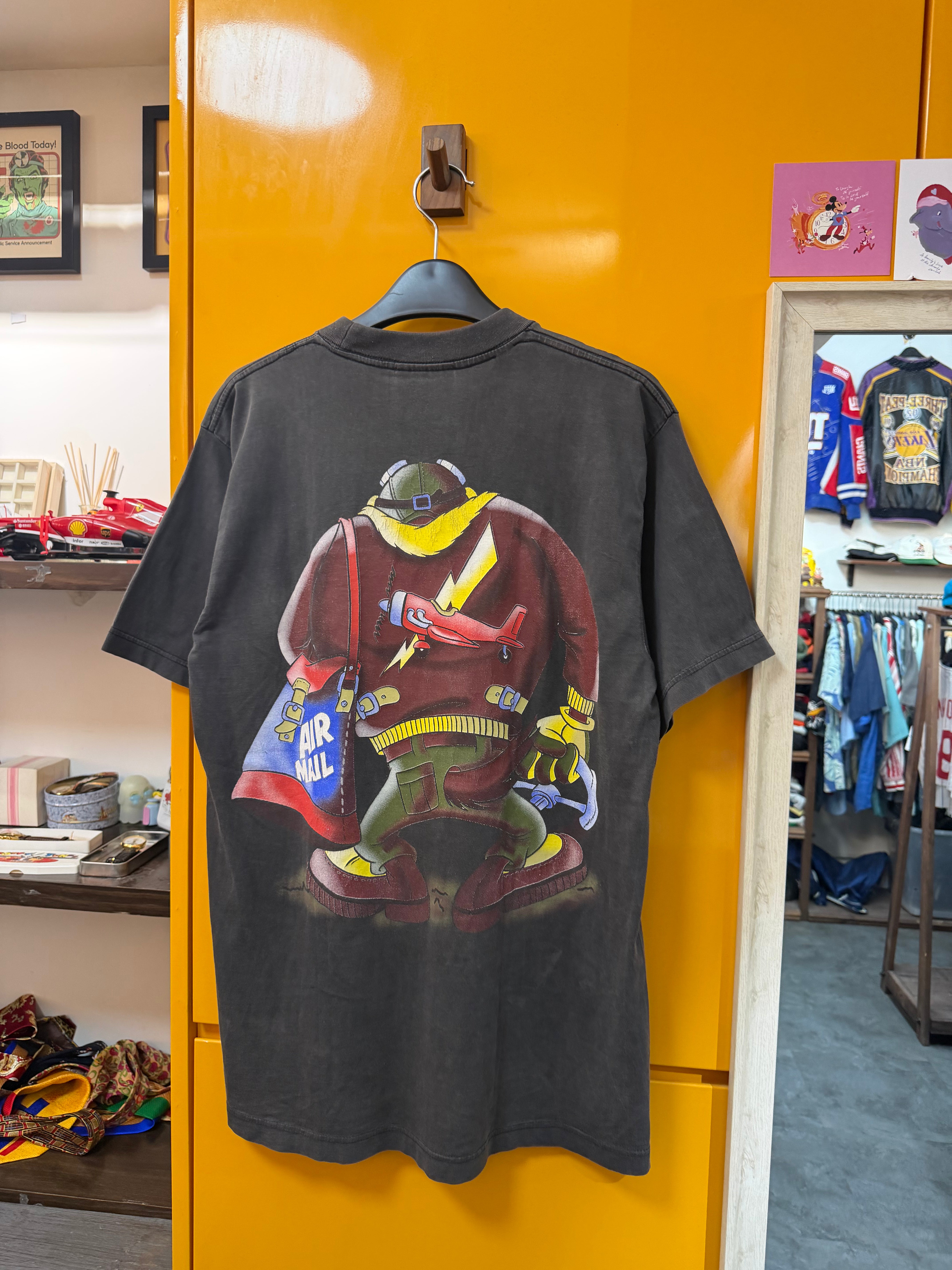 LOONEY TUNES TEE - M