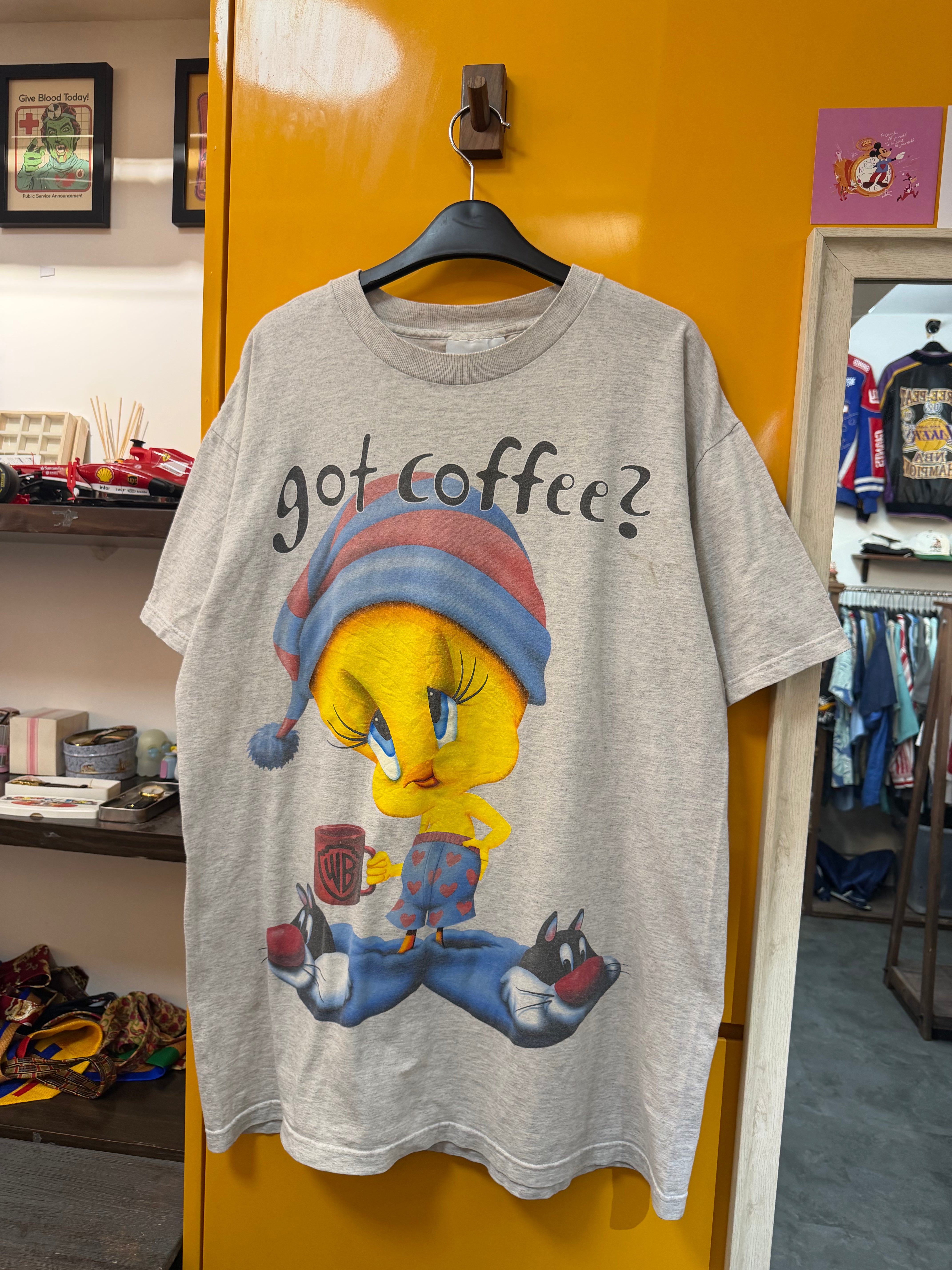 LOONEY TUNES TEE - XL