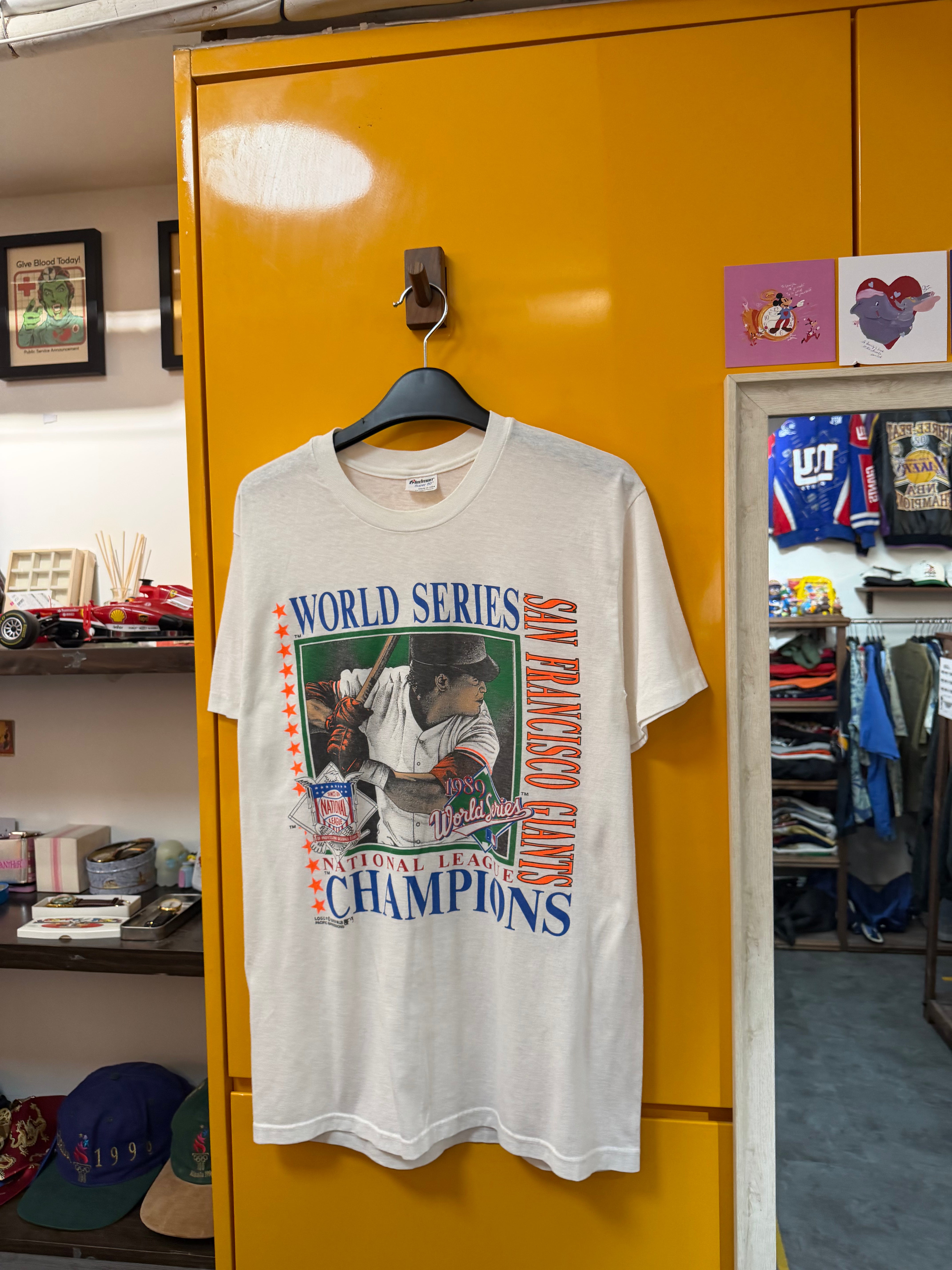 MLB TEE - M