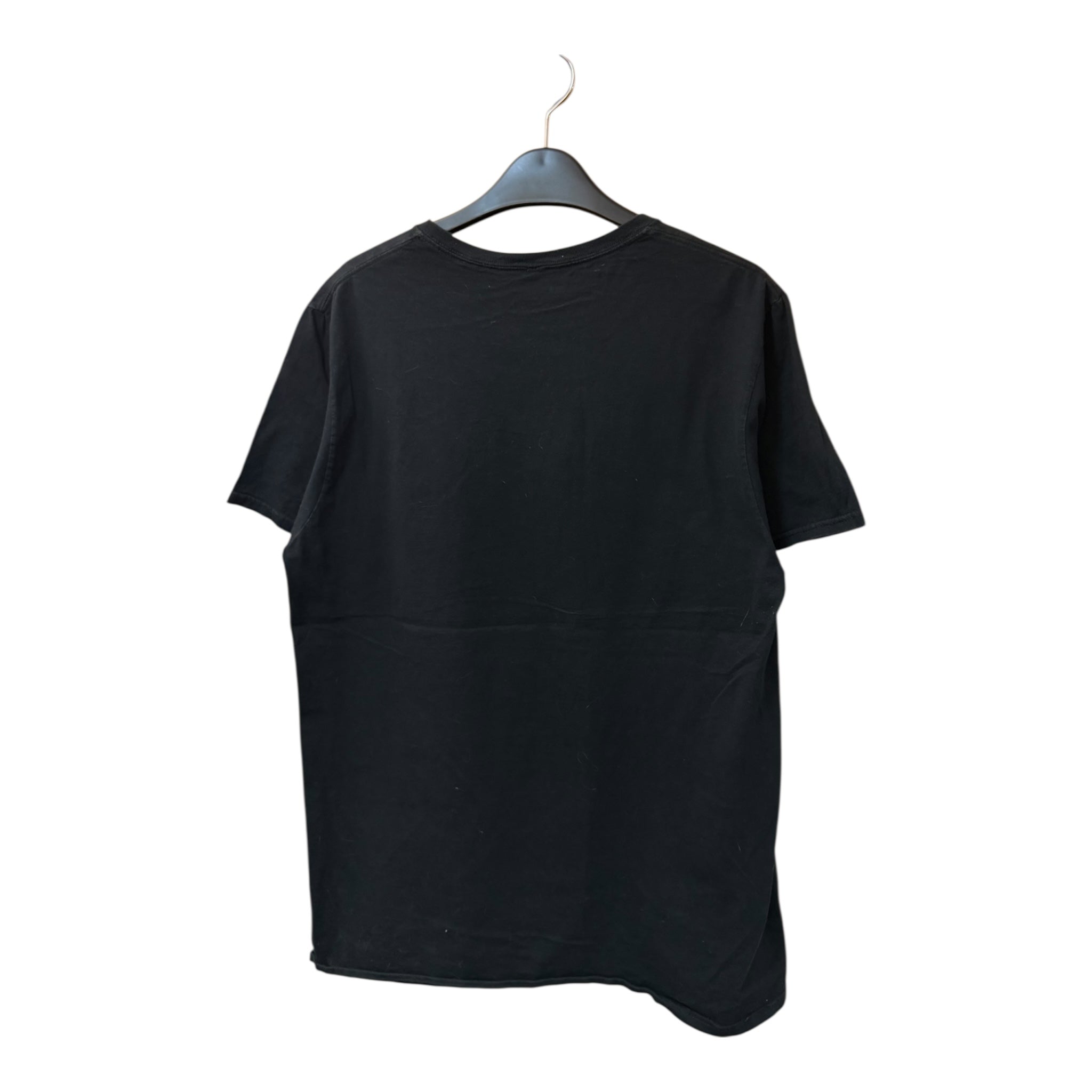GRAPHIC TEE
