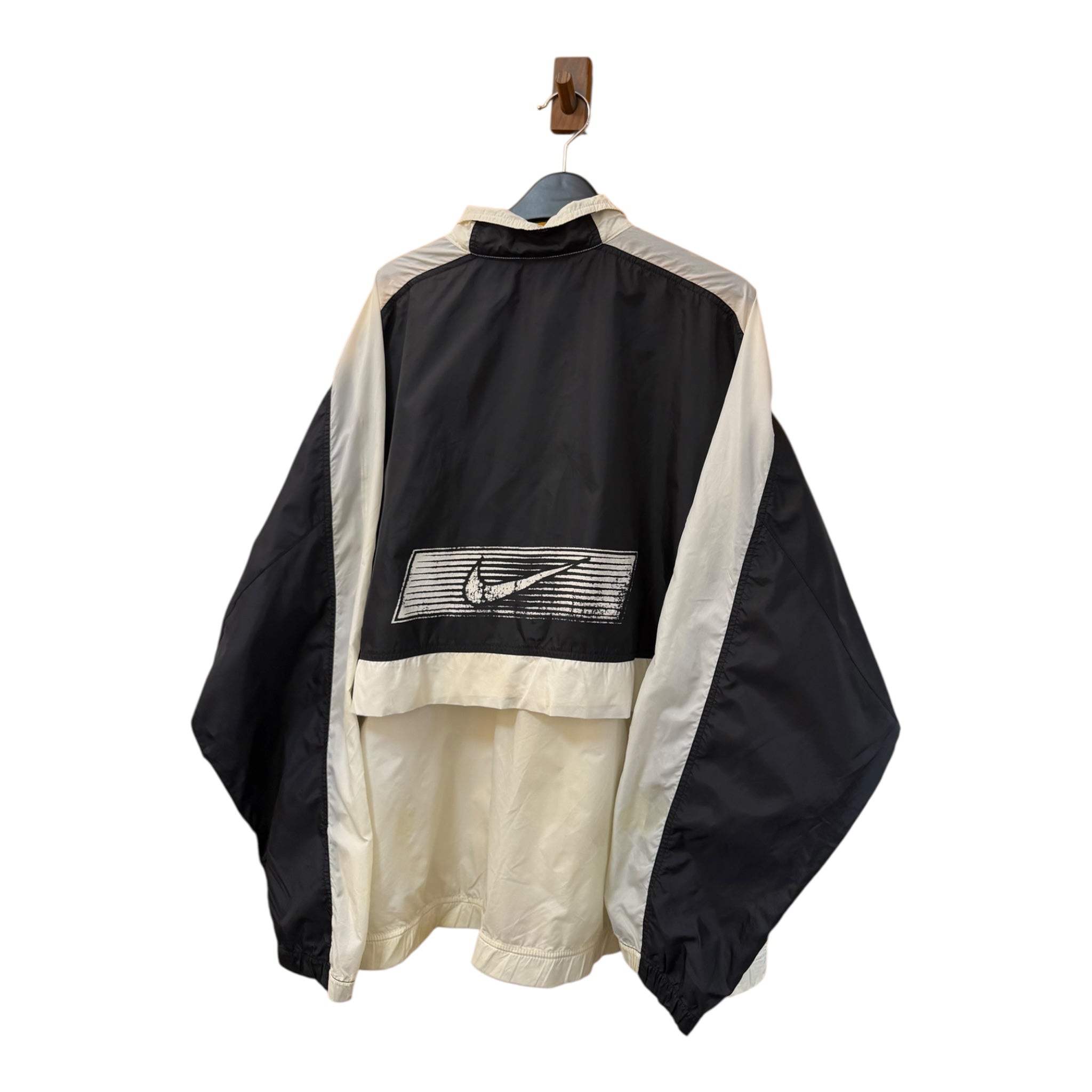NIKE WINDBREAKER