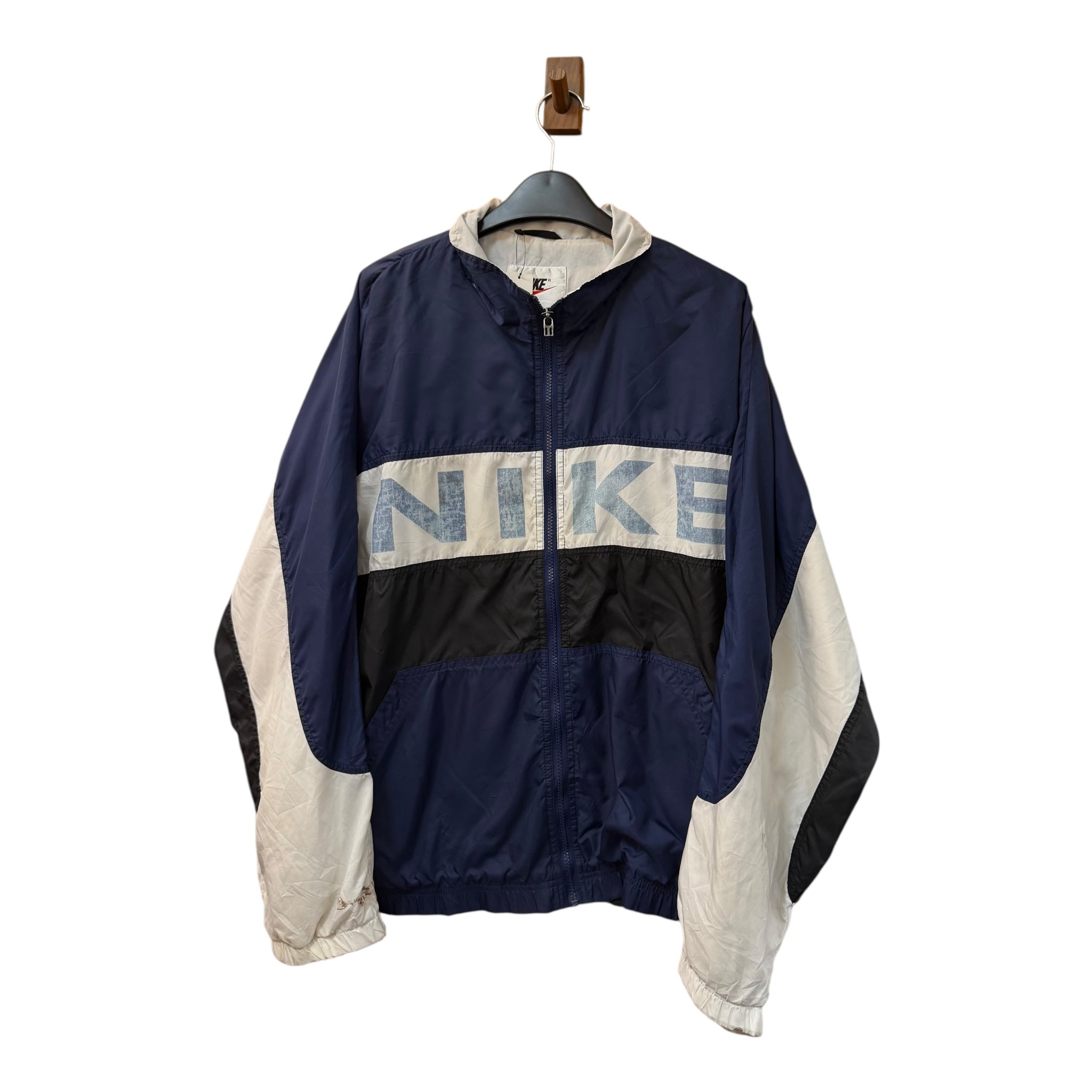 NIKE WINDBREAKER