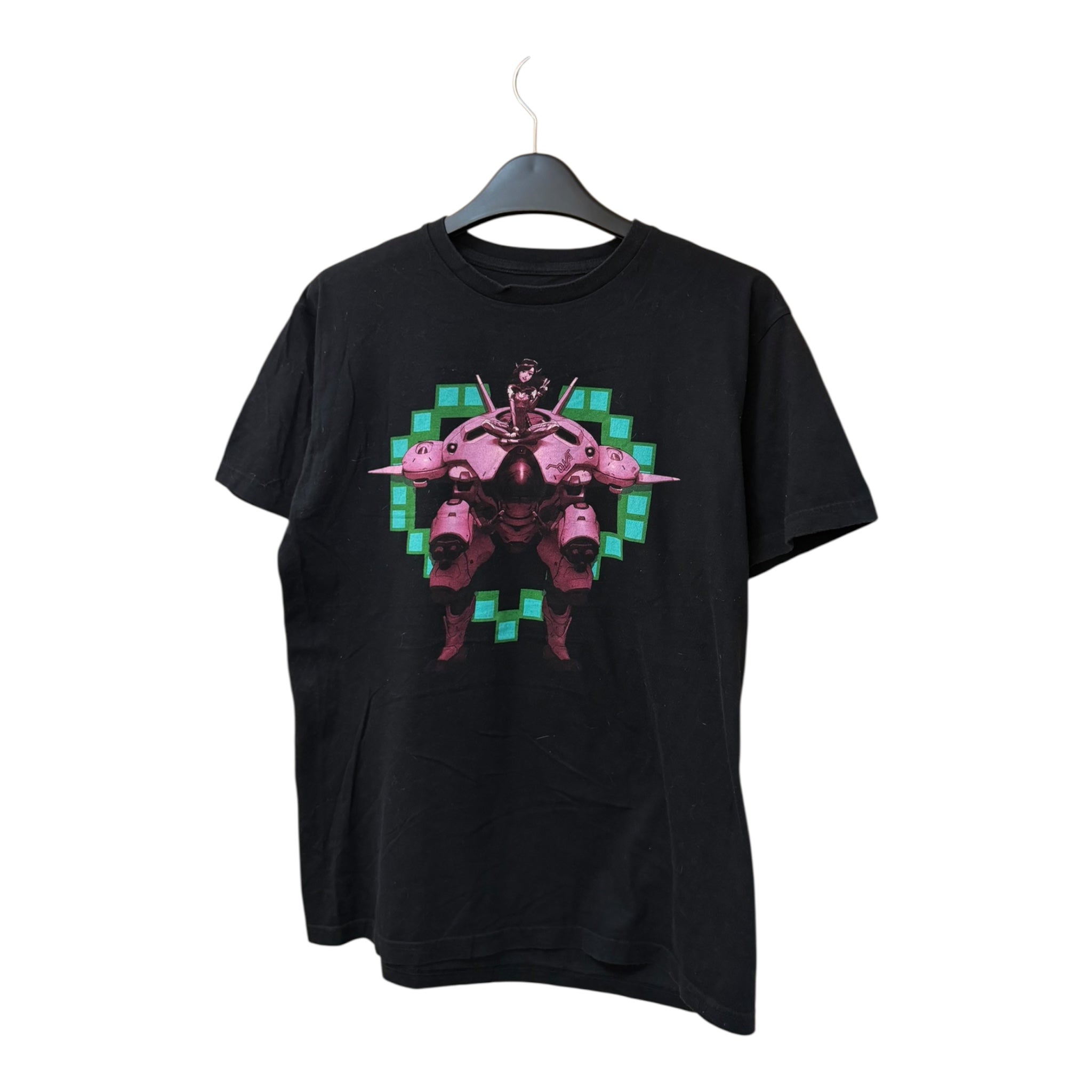 GRAPHIC TEE