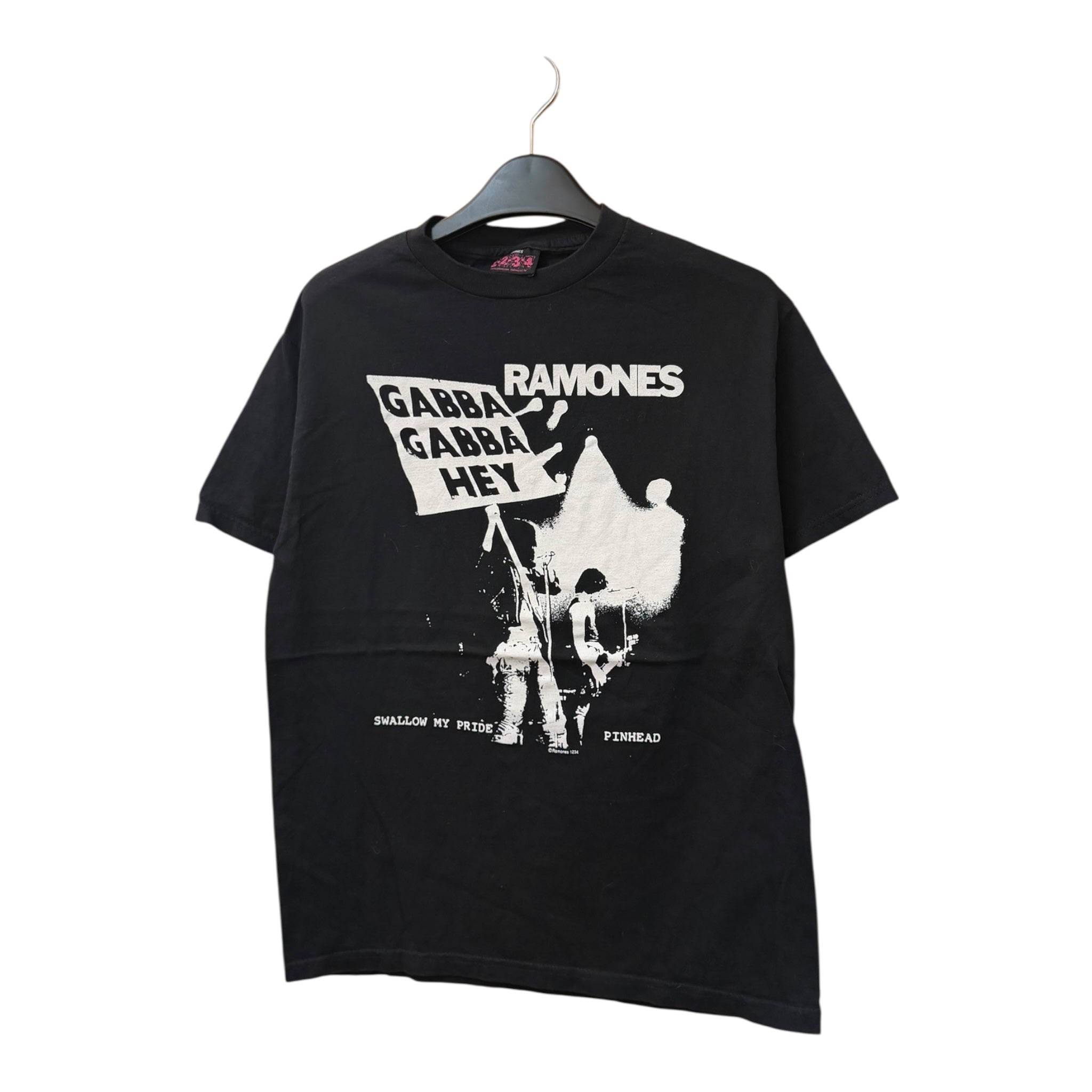GRAPHIC TEE