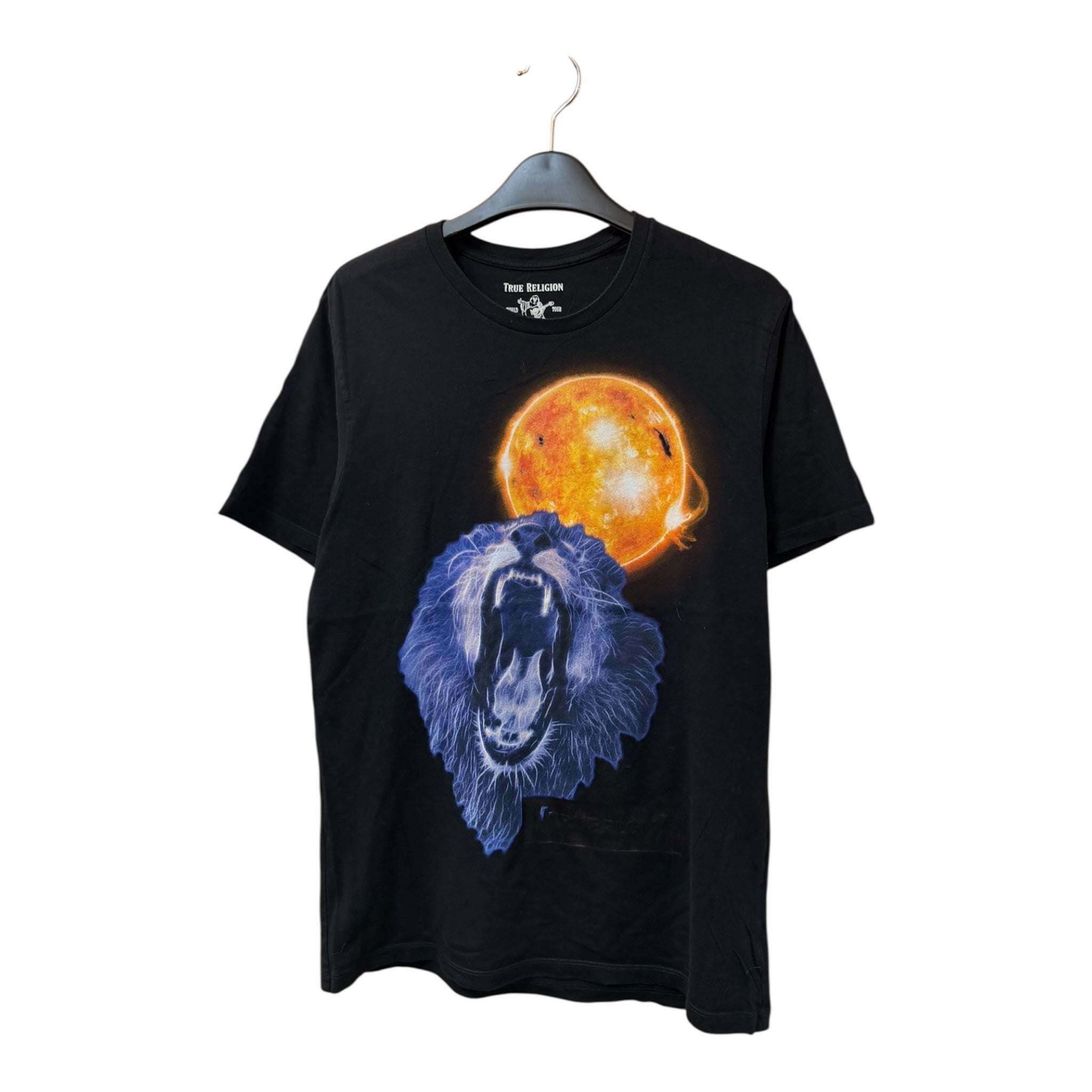 GRAPHIC TEE