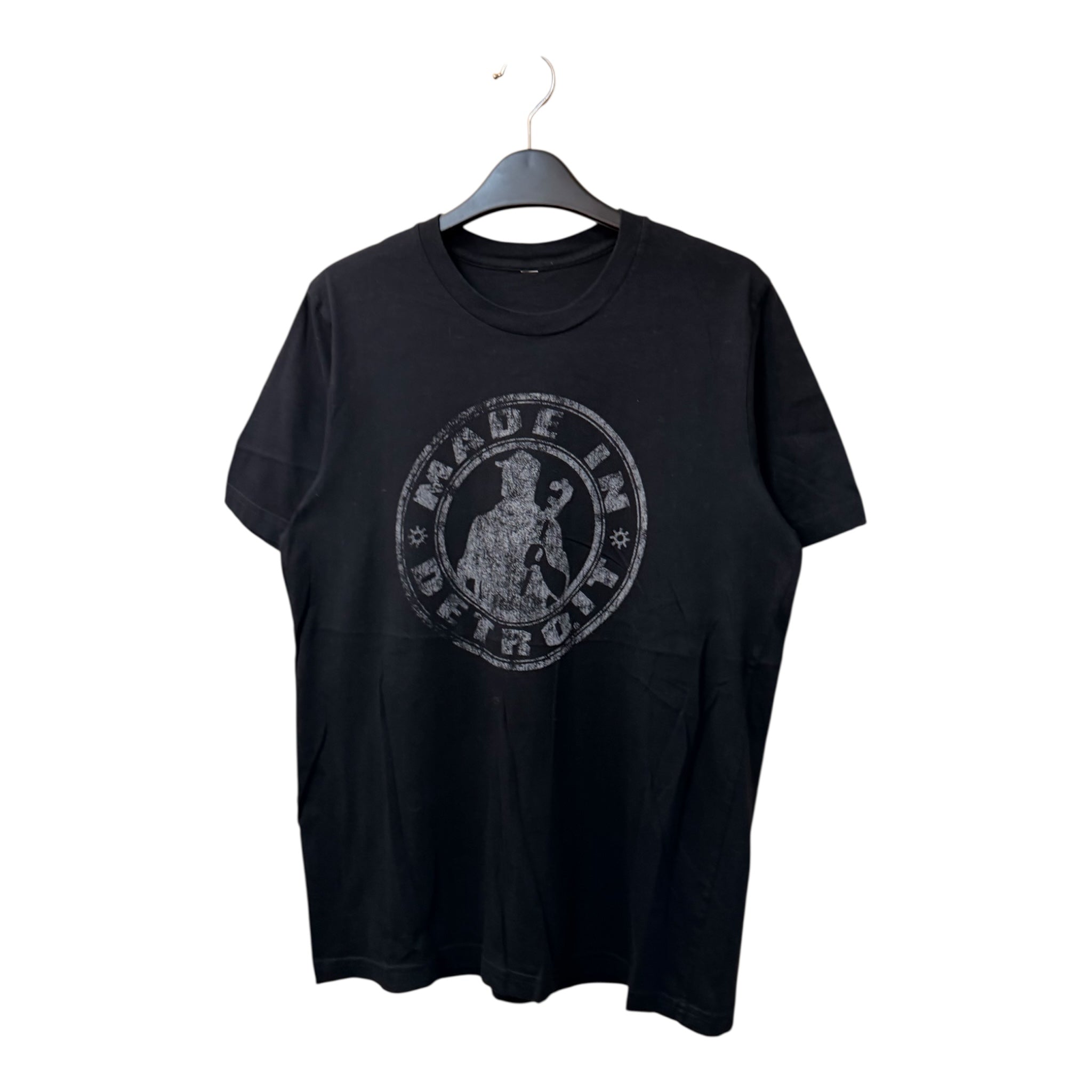 GRAPHIC TEE