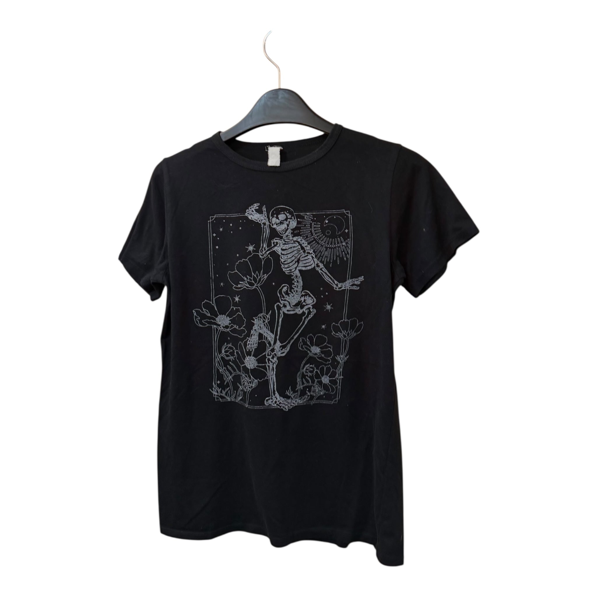 GRAPHIC TEE